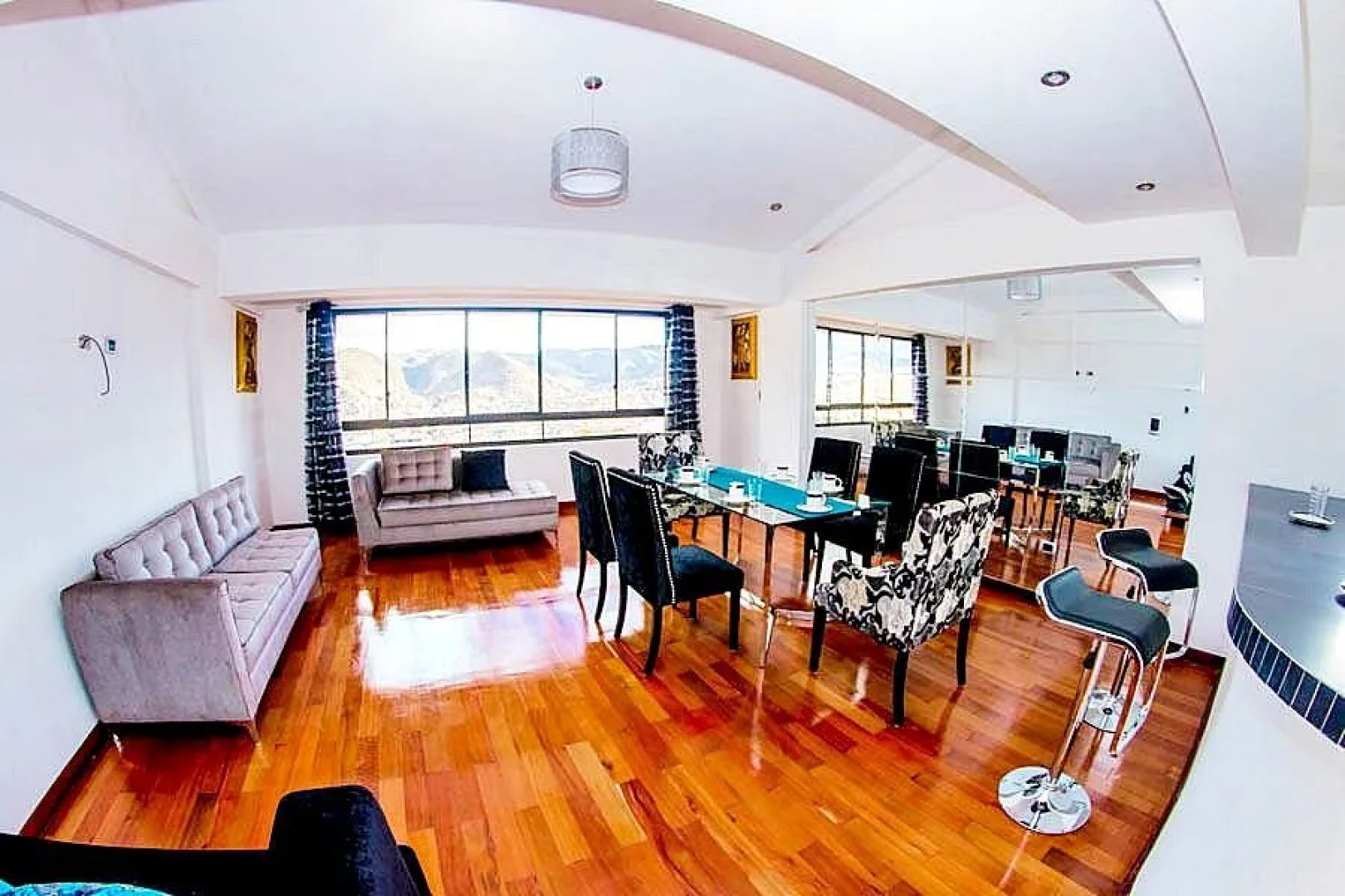 Hotel & Apartments R House Cusco