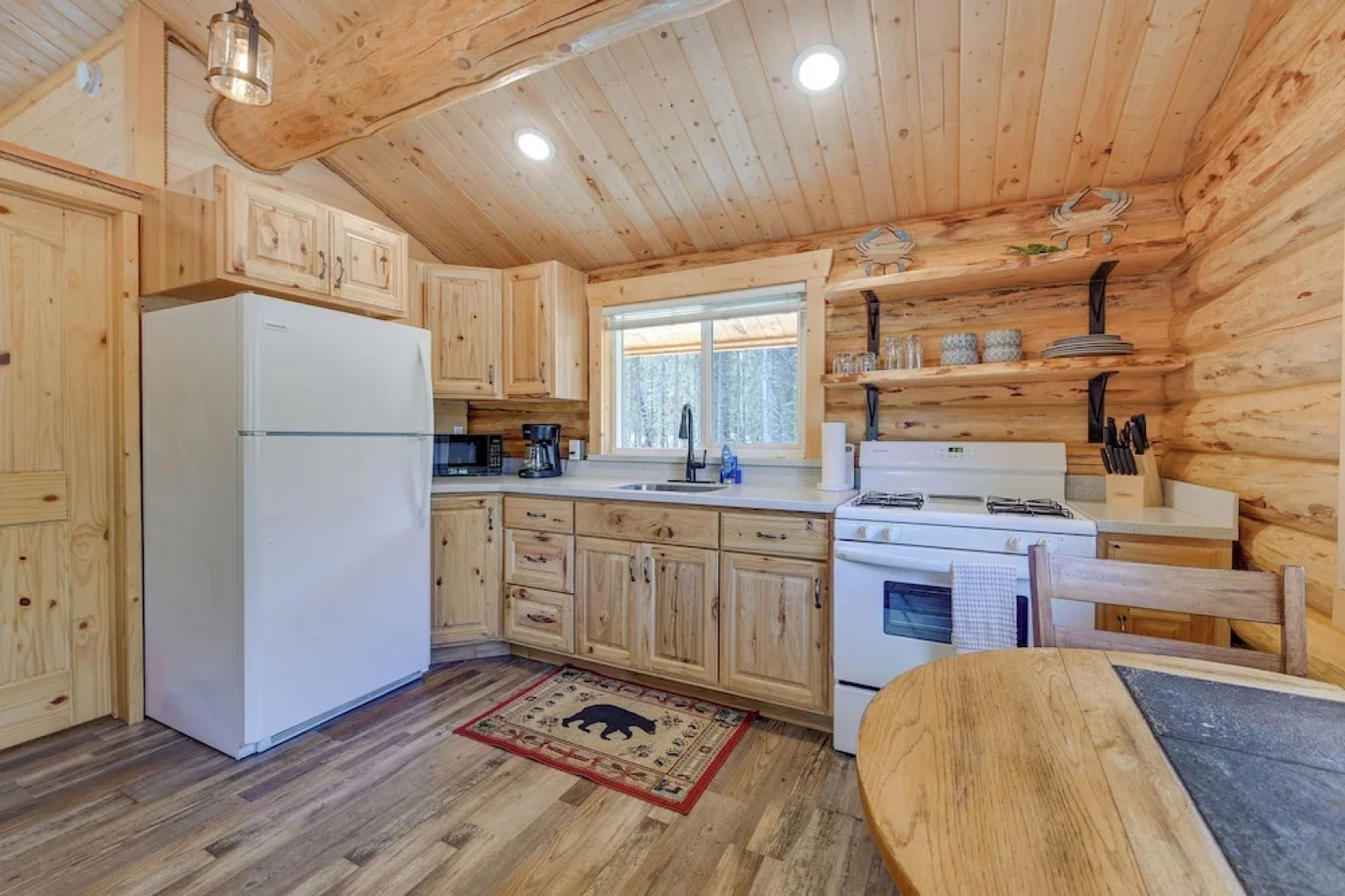 Woodsy Cabin Near Kenai River: Great for Anglers!