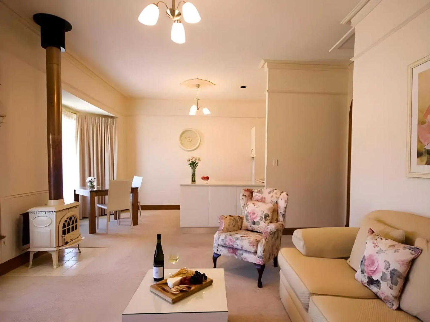 Brice Hill Country Lodge