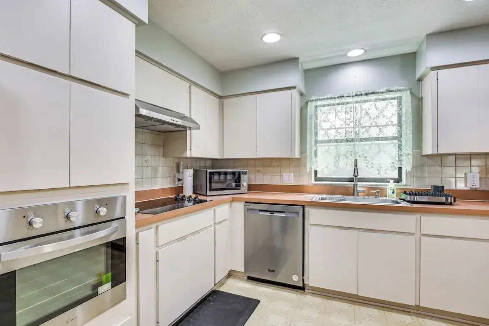 Golf Course Views! Home 10 Mi to Crystal River