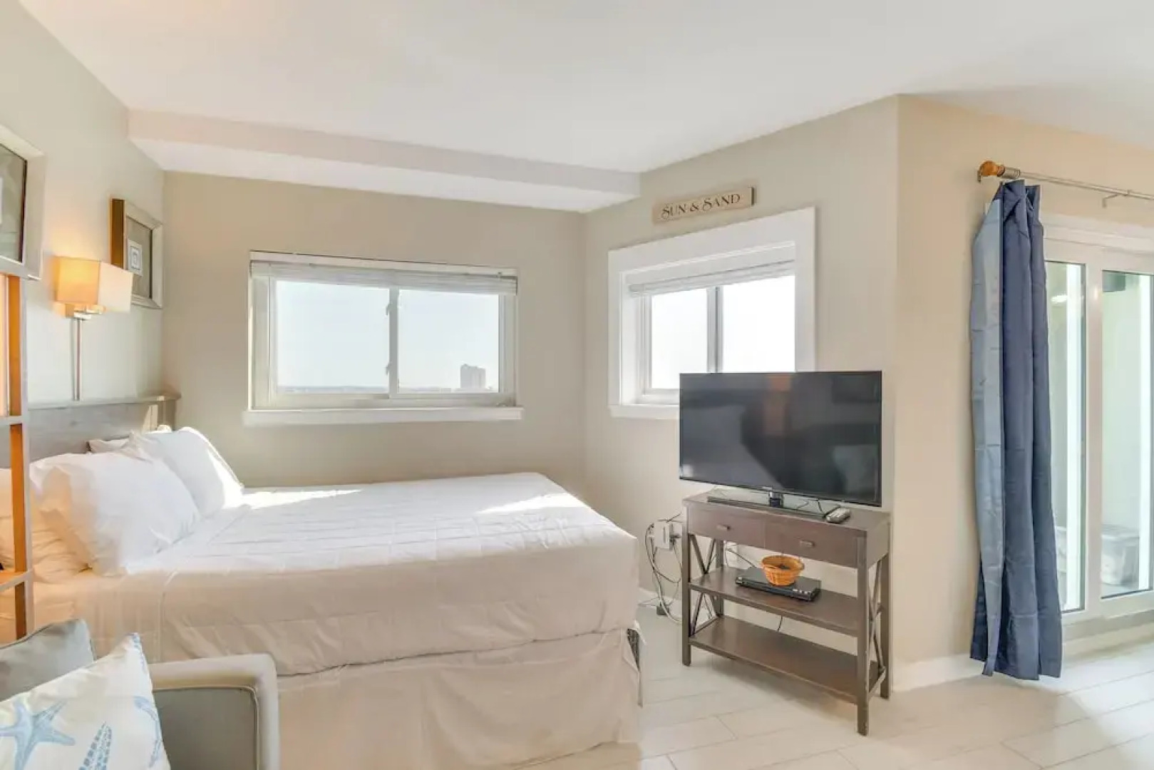 On-site Beach Access: Studio in Gulf Shores