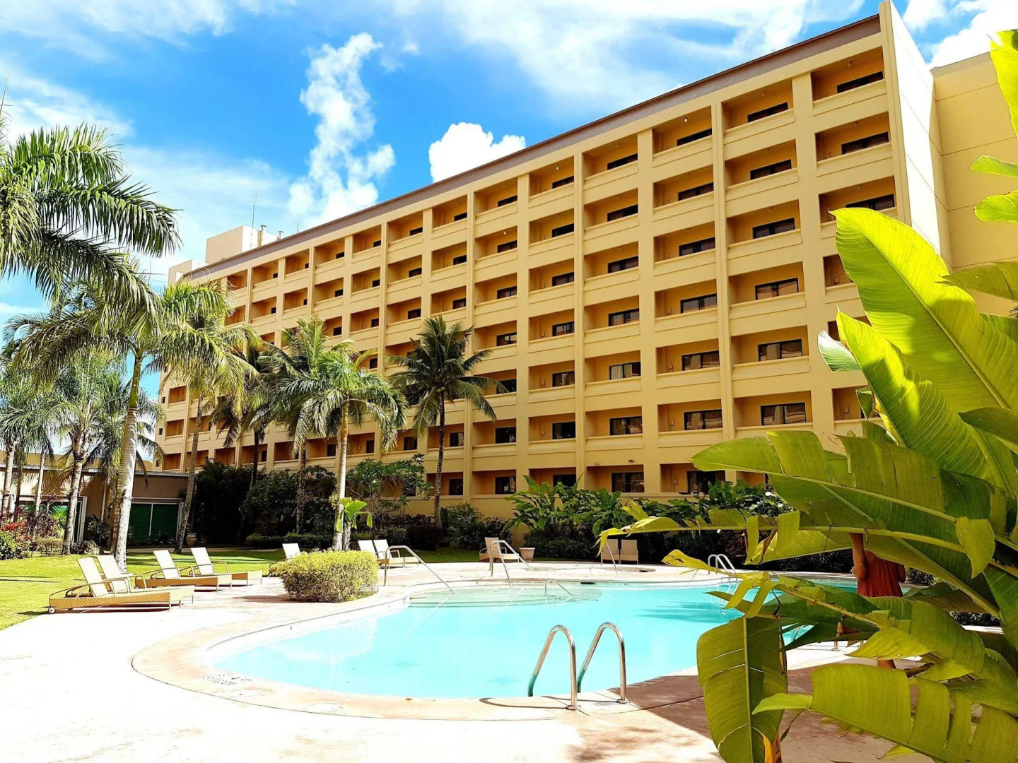 Guam Plaza Resort