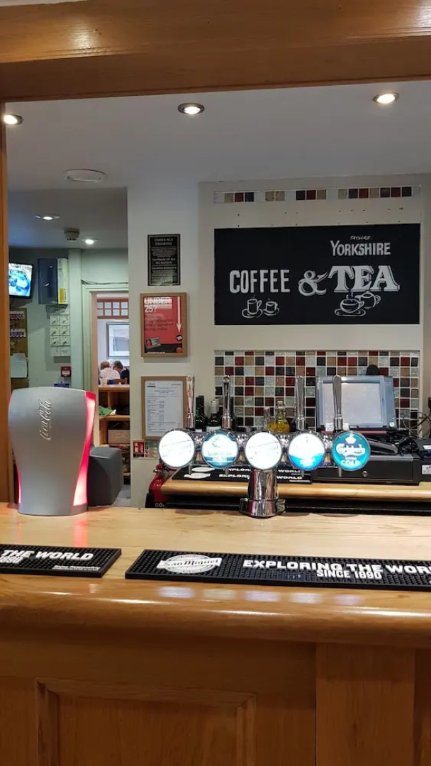 The George Carvery & Hotel