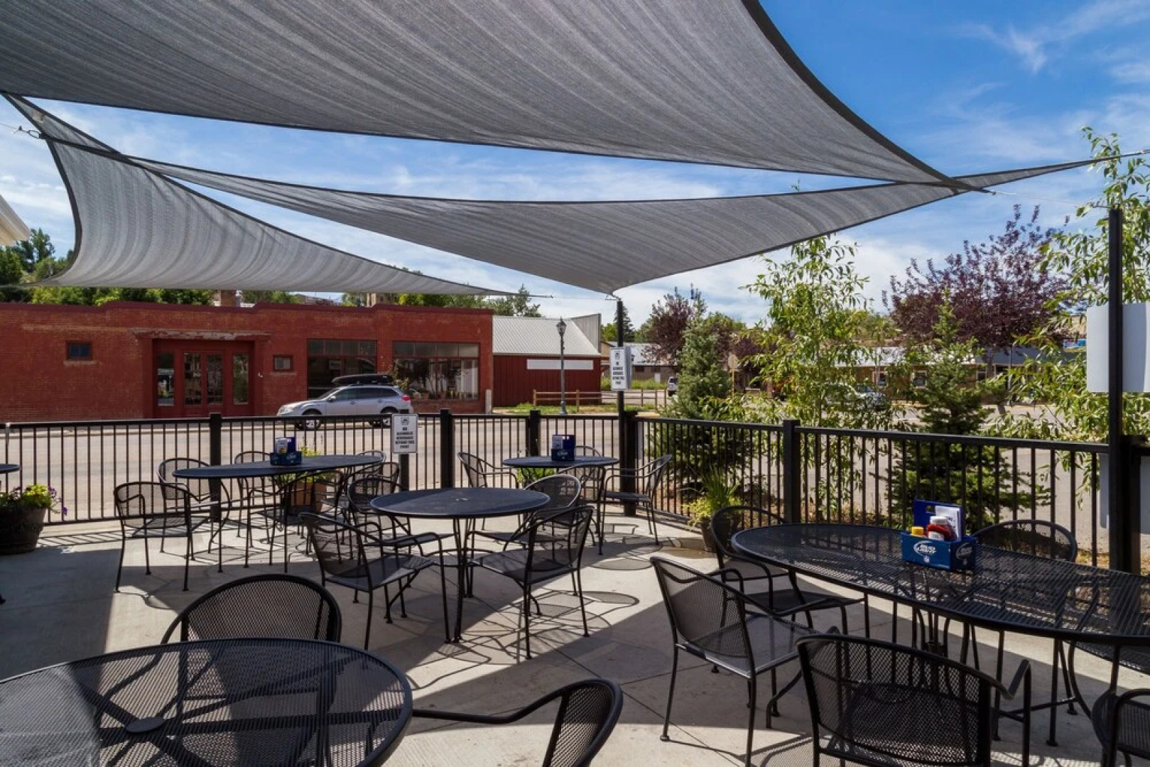 HiWay 40 Grill and Lodge