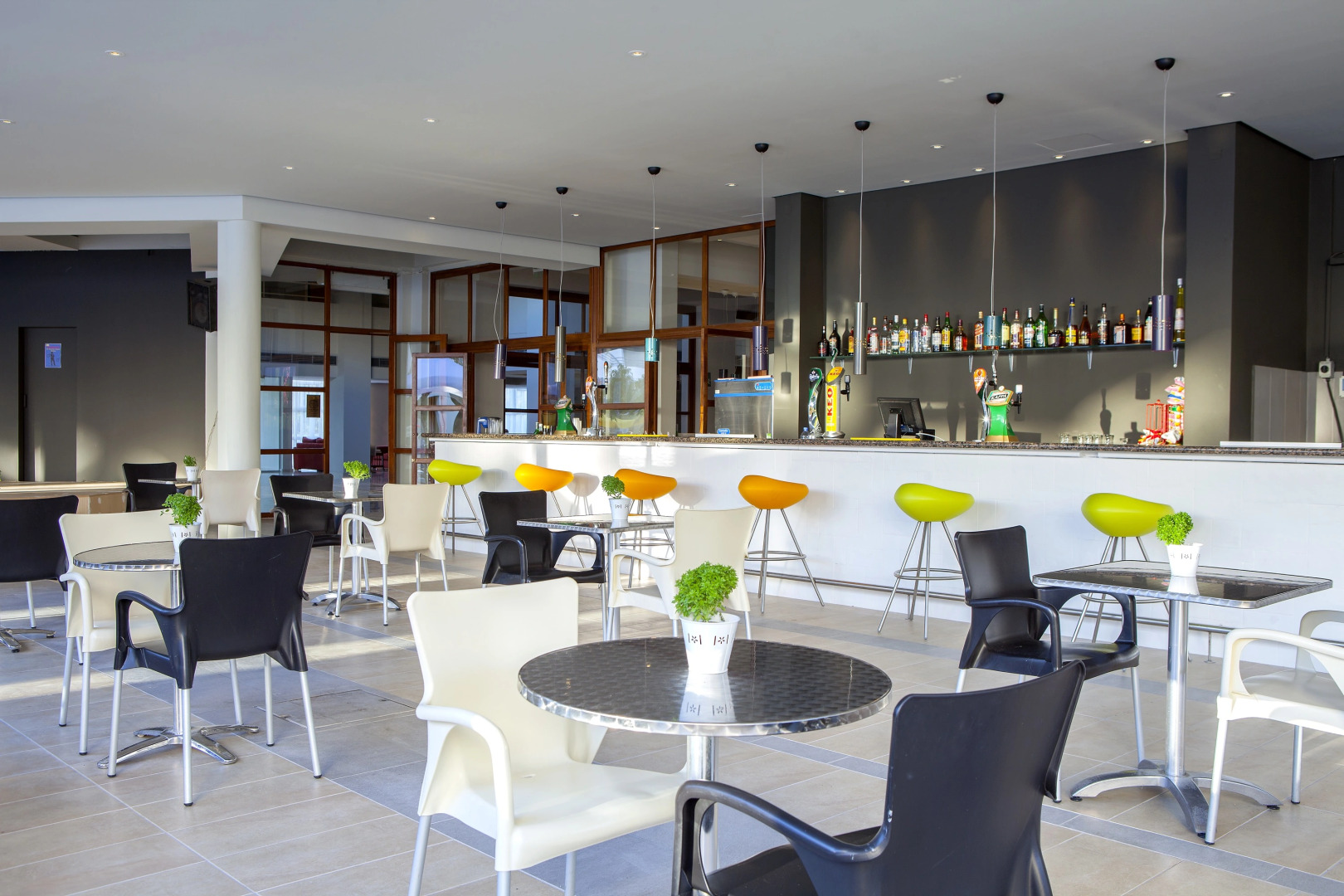 Mayfair Hotel  Gardens