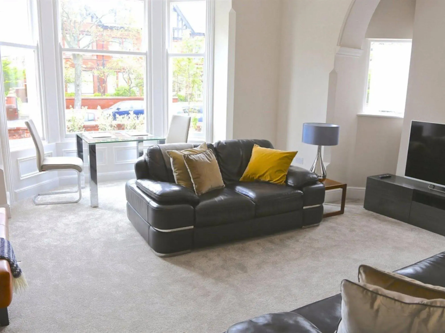 Paramount Apartments