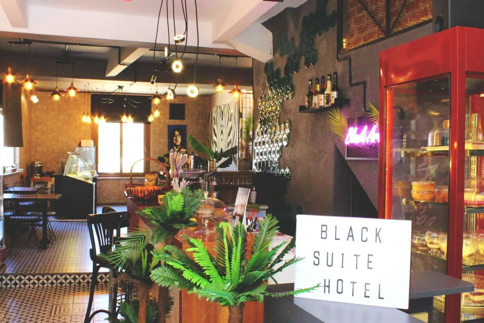 Black Art Otel
