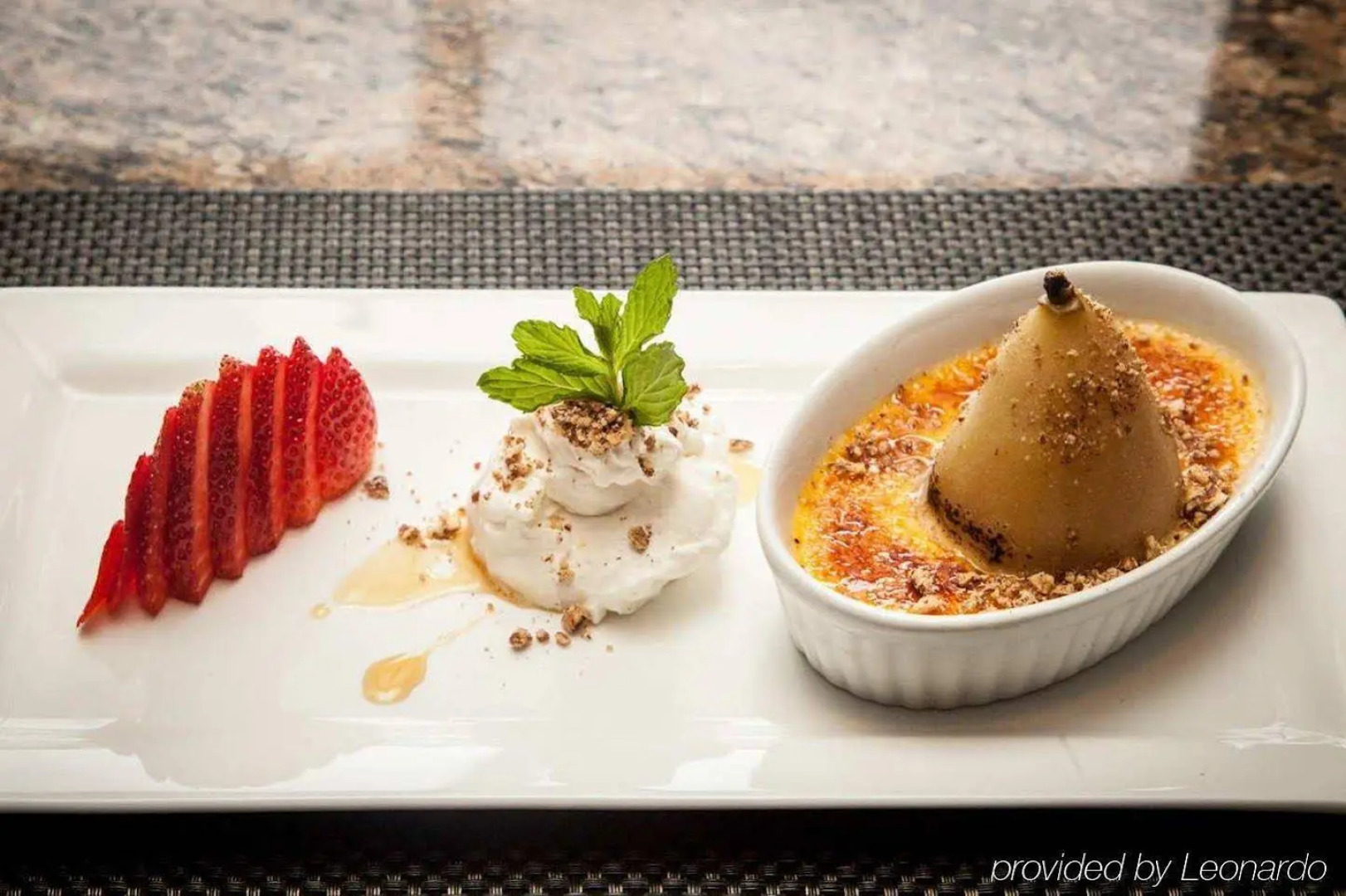 Hilton Winnipeg Airport Suites