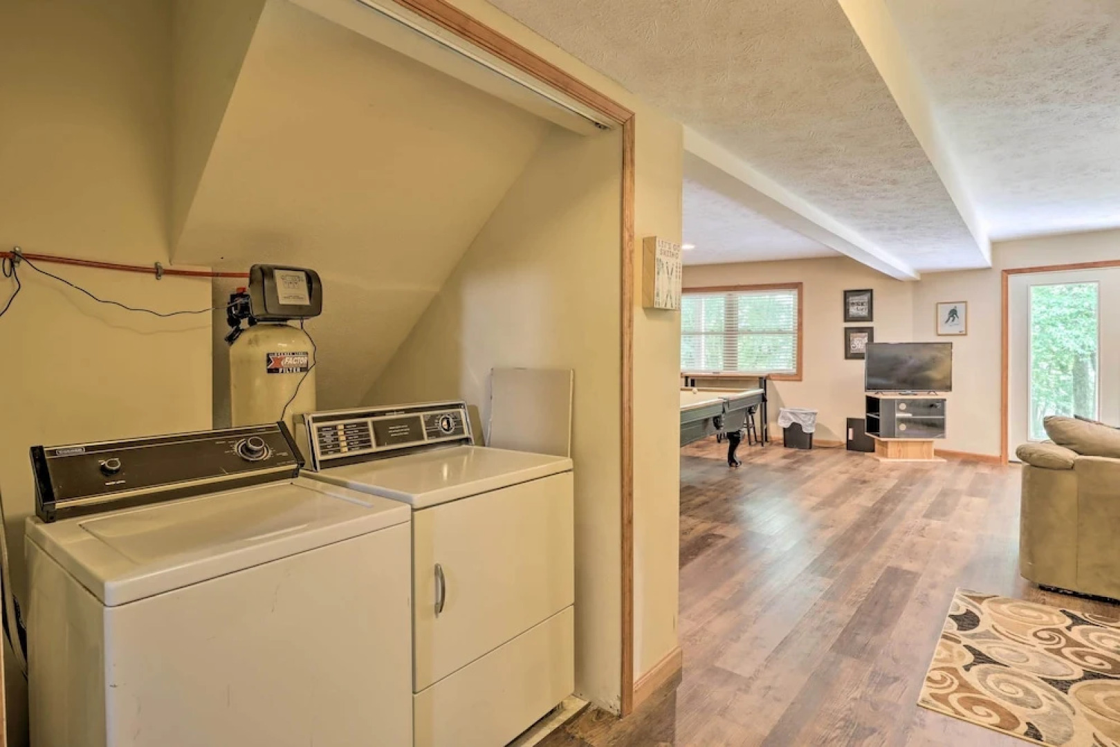 Deck, Hot Tub & Game Room: Lake Harmony Home