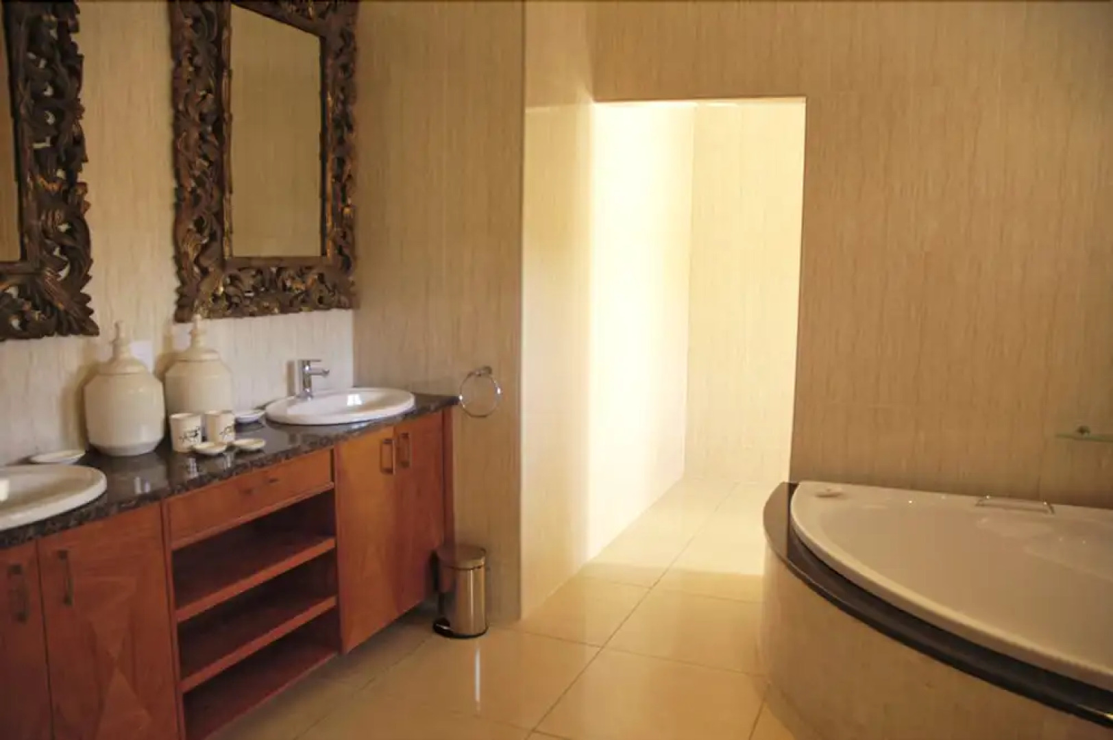 The Victoria Falls Deluxe Suites