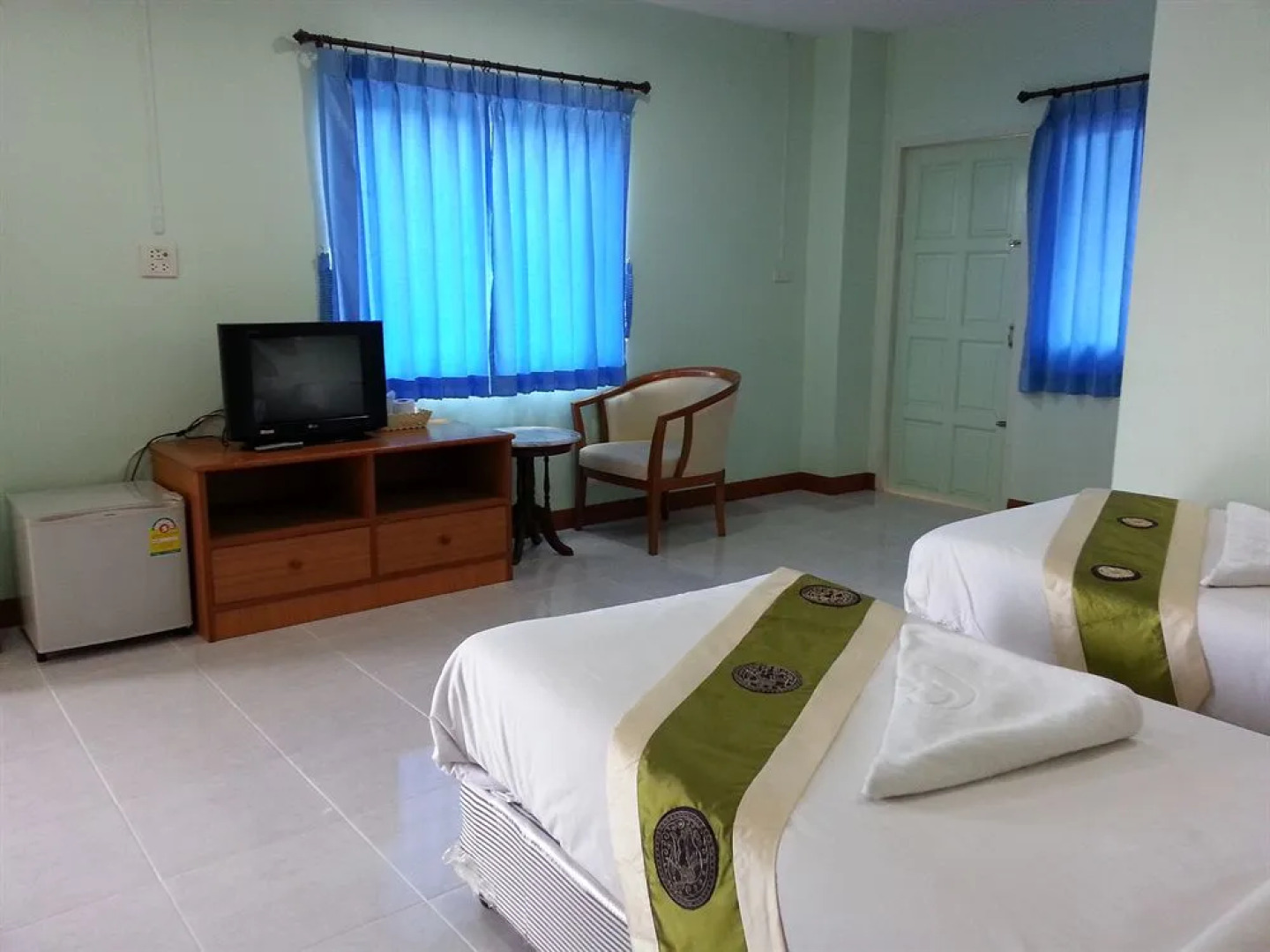 See View Riverside Hotel