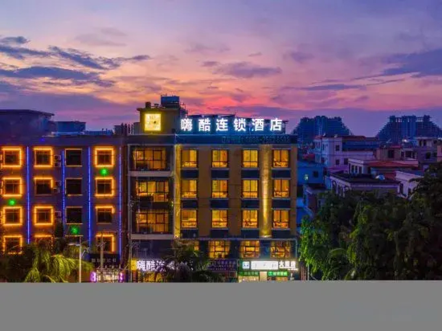 Oriental Hiku Hotel Chain