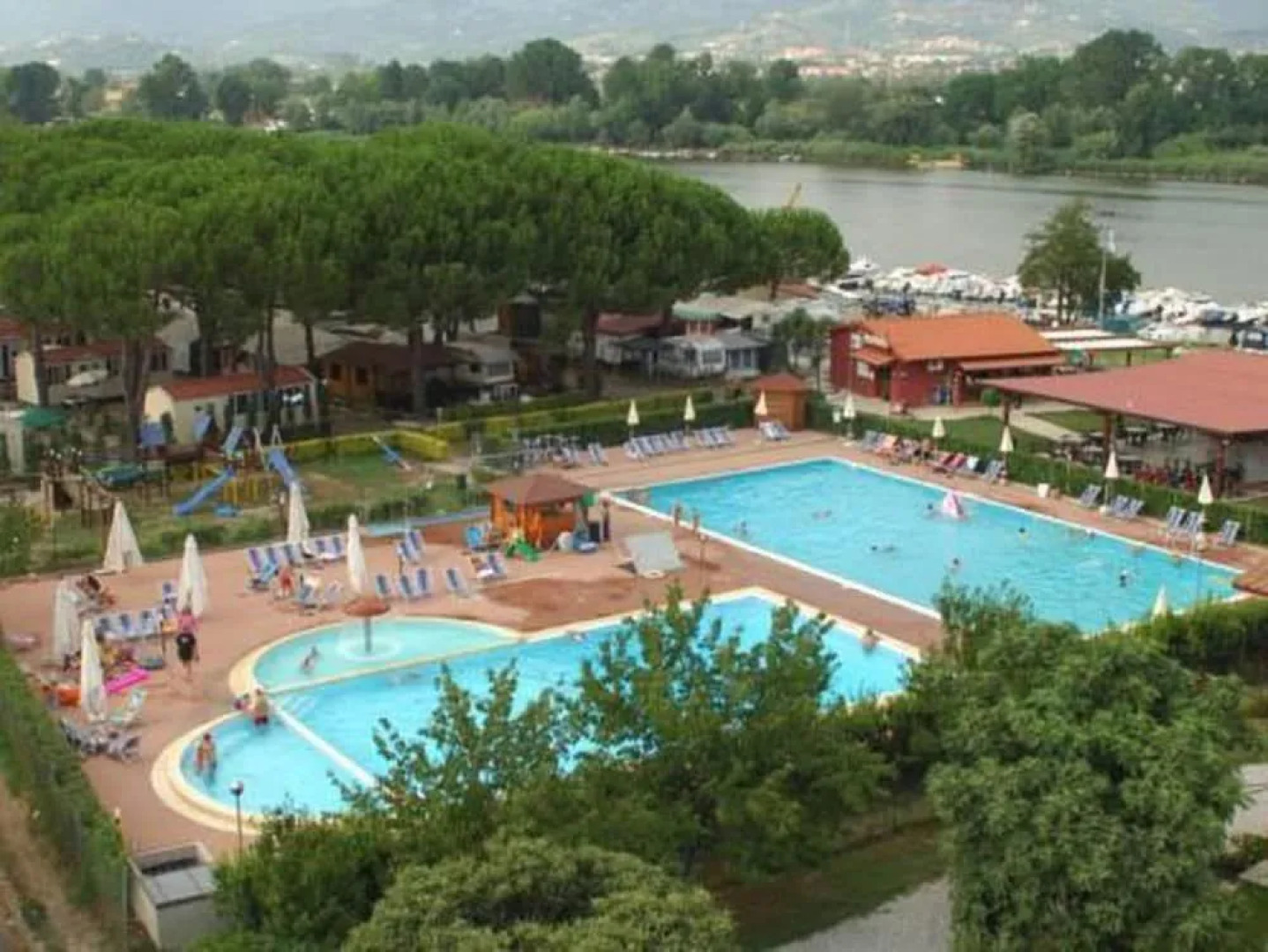 Holiday chalets on Camping River Village