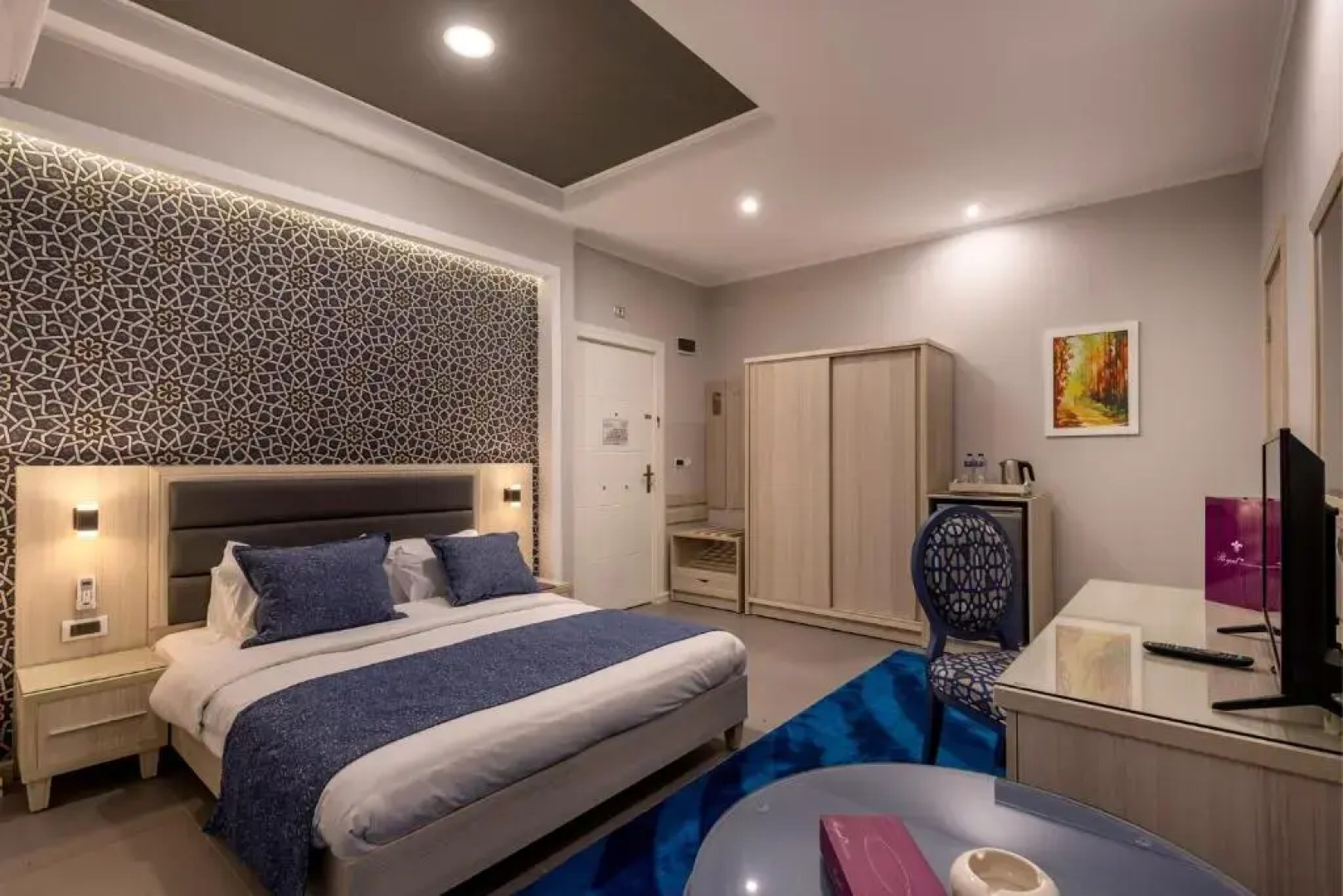 Royal Day Plaza Hotel