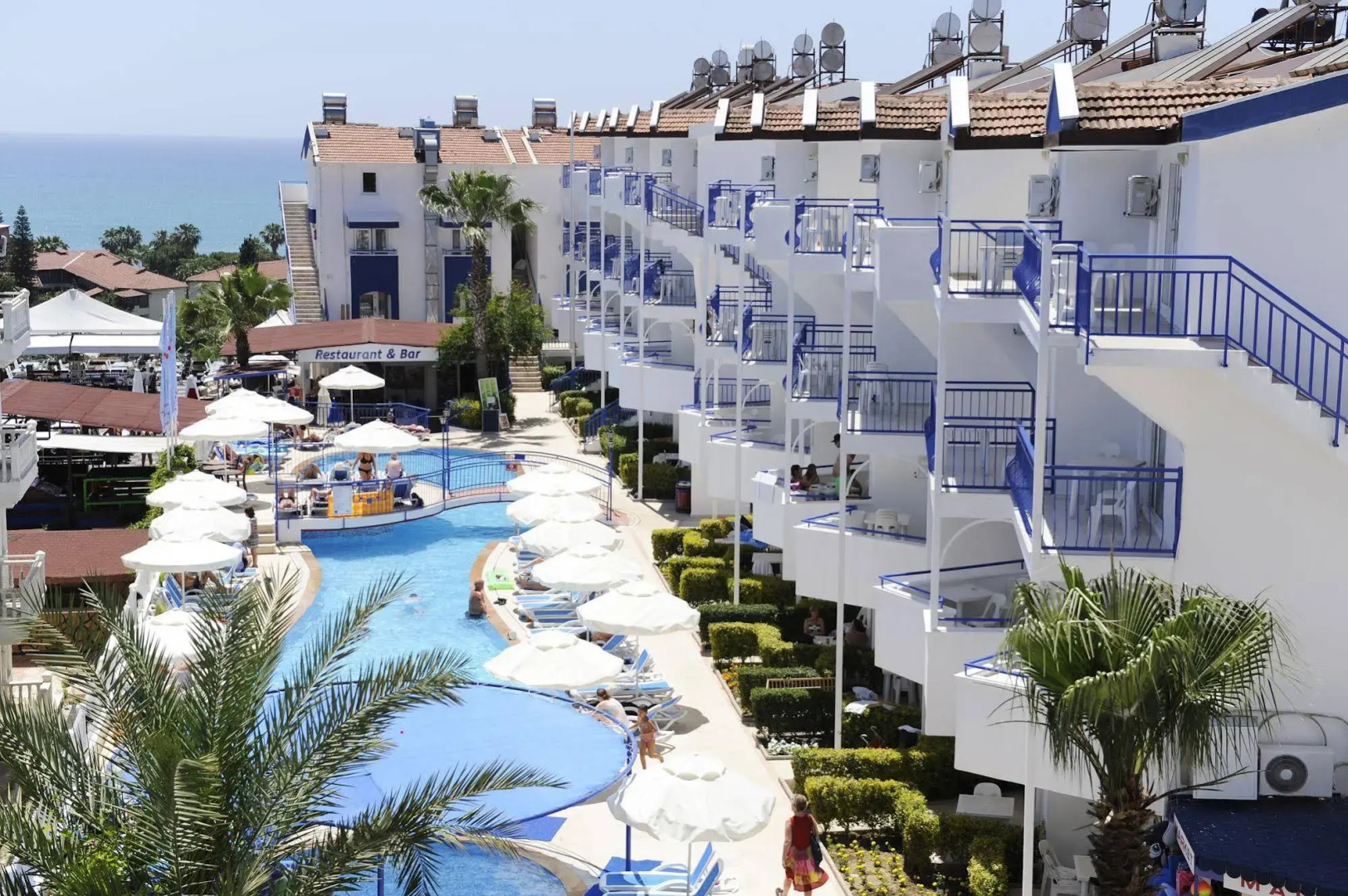 Joker Side Hill Suite Hotel