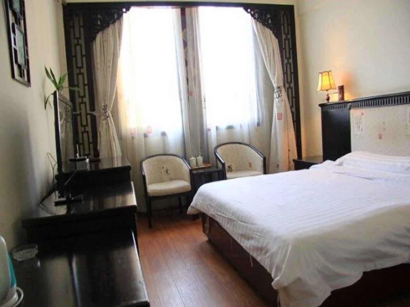 Guilin Overseas Chinese Mansion