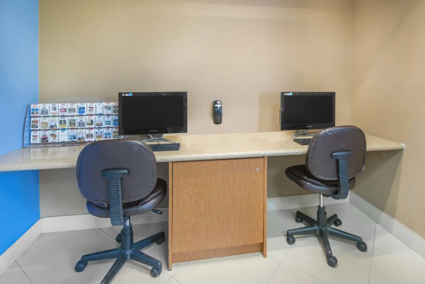 Rodeway Inn & Suites Fll Airport - Cruise Port