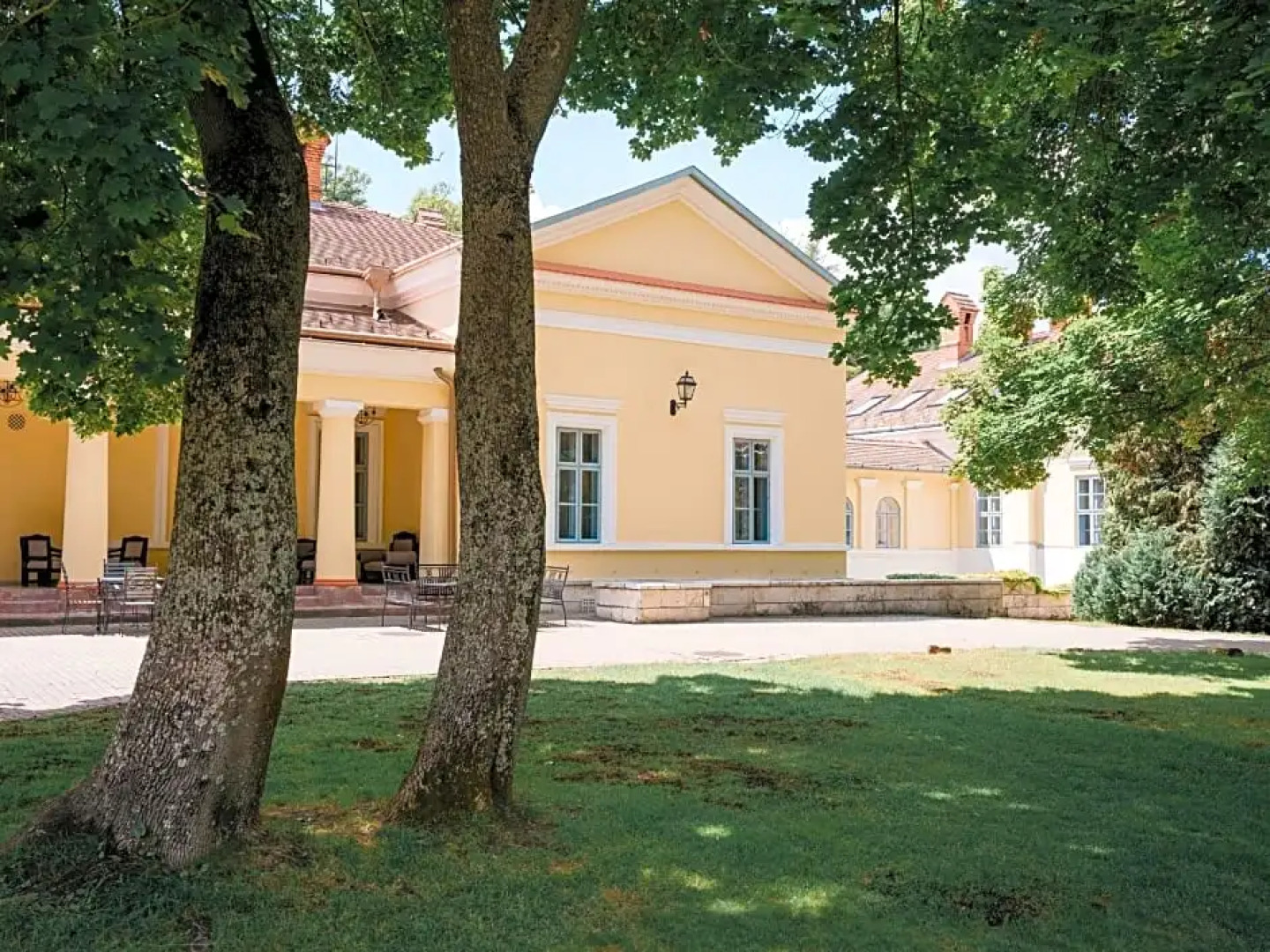 Fenyőharaszt Kastélyszálló