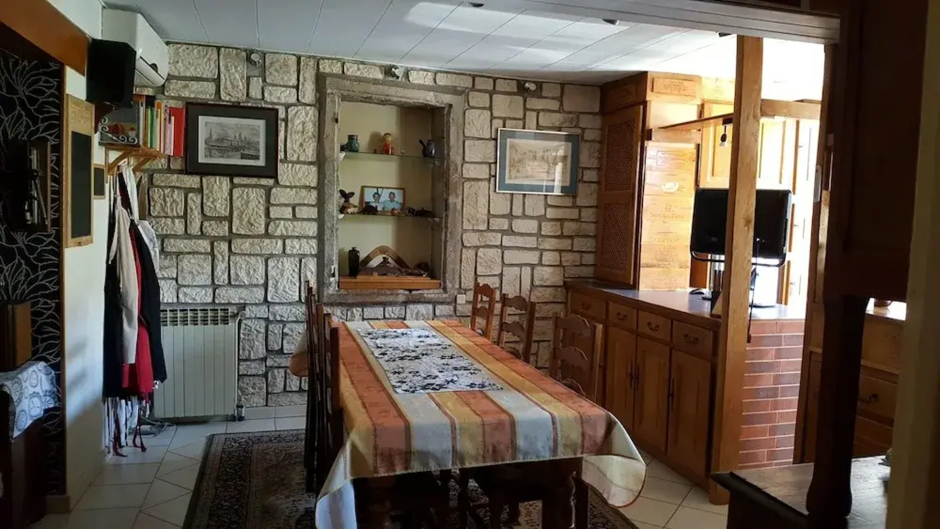 Aux Chambres Sussuriennes