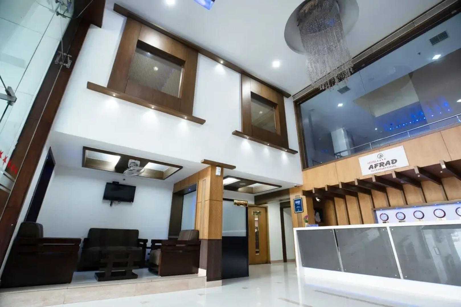 Hotel Pookodans International