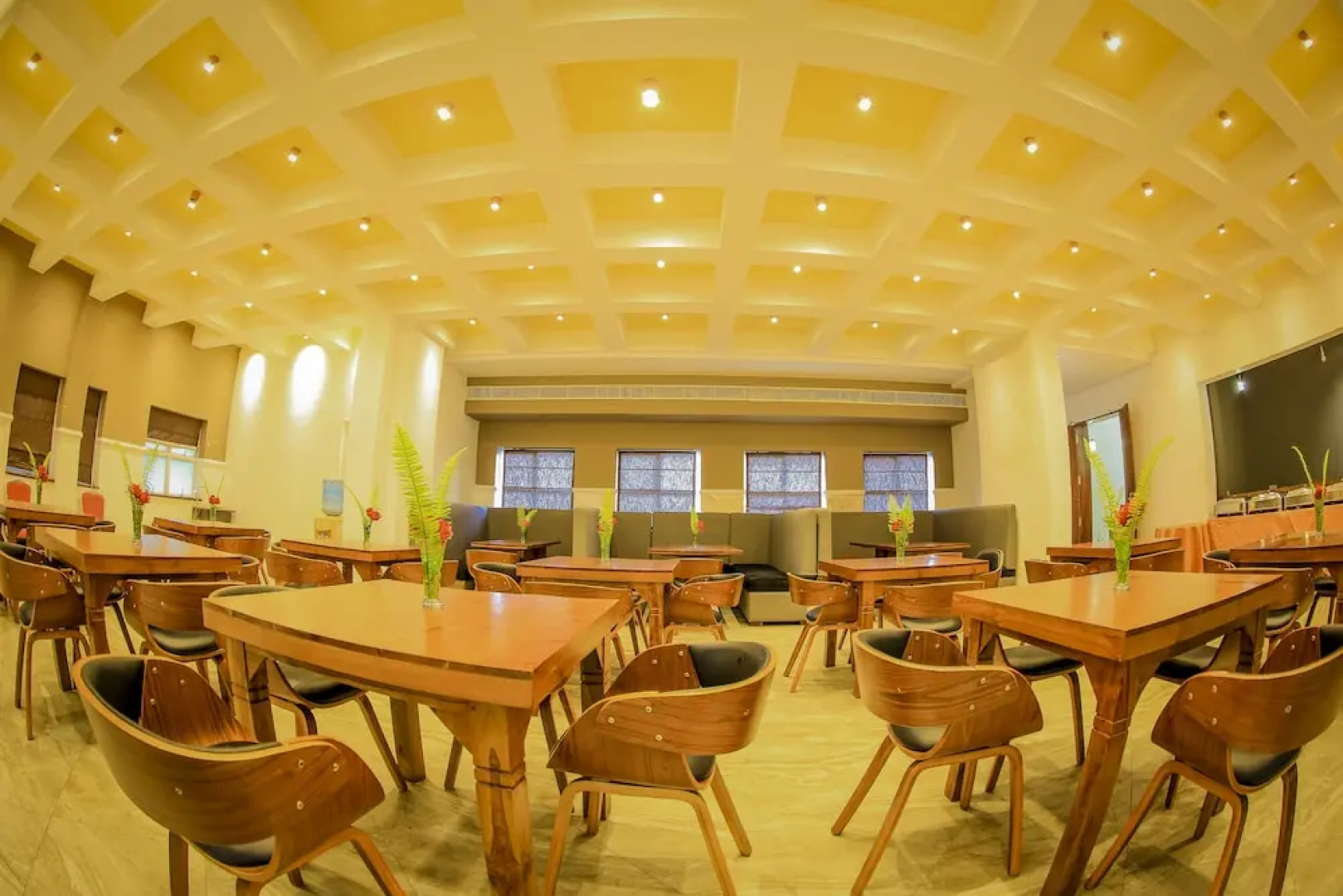 Grand Rockland Hotel