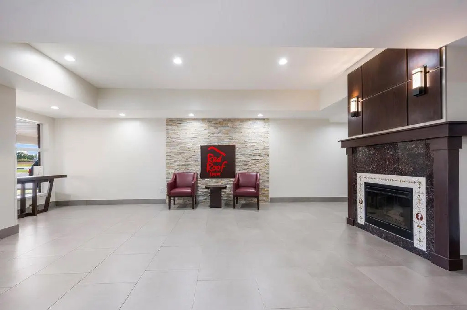 Red Roof Inn PLUS+ & Suites Birmingham - Bessemer