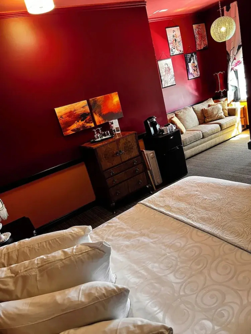 The Old Courthouse Inn