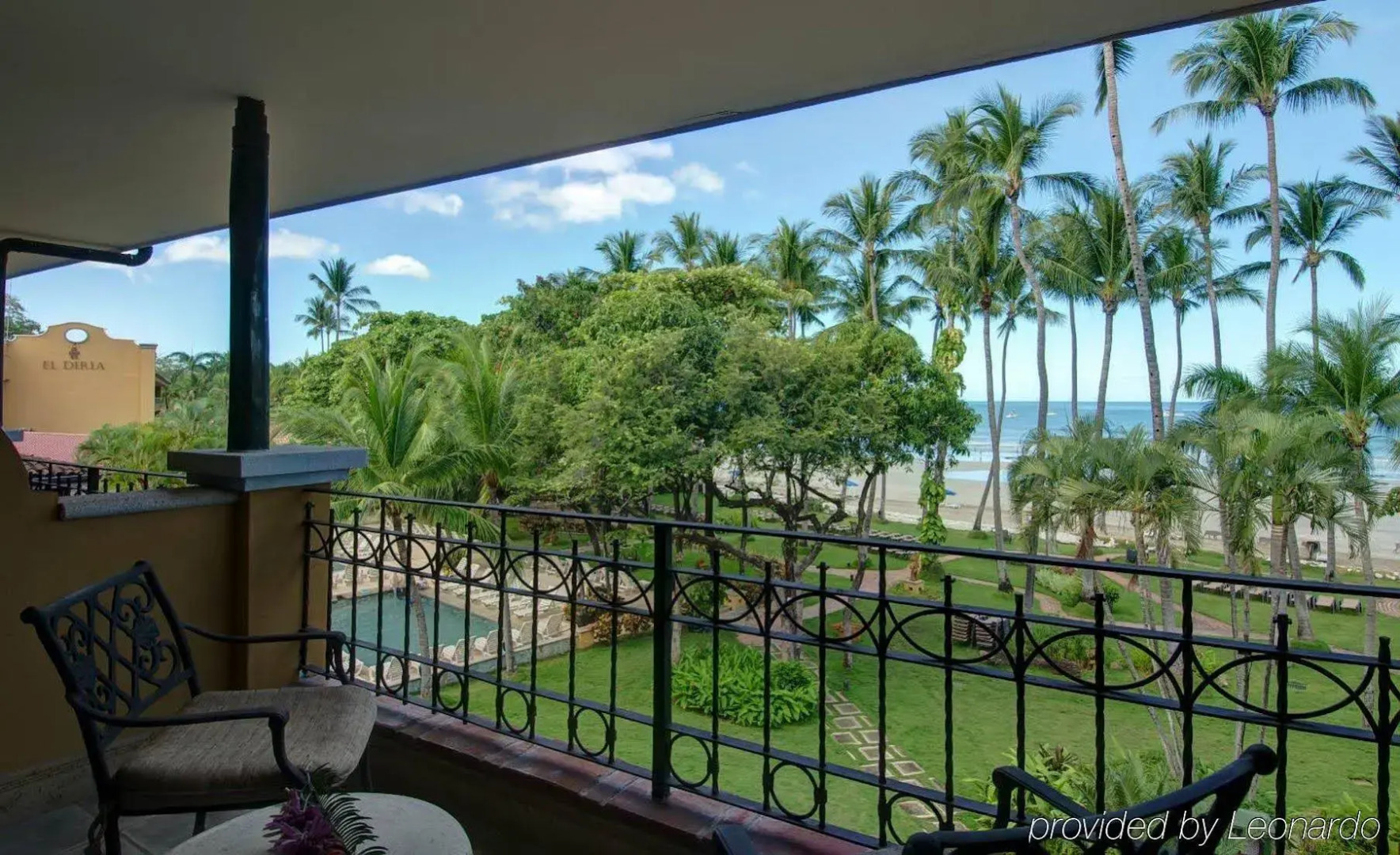 Hotel Tamarindo Diria Beach Resort