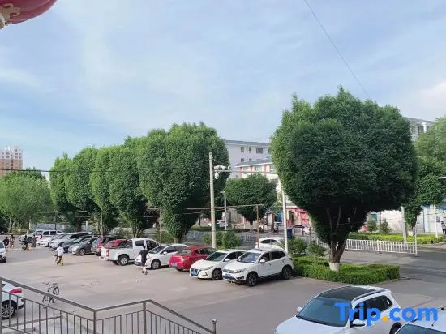 Xinrui Business Hotel