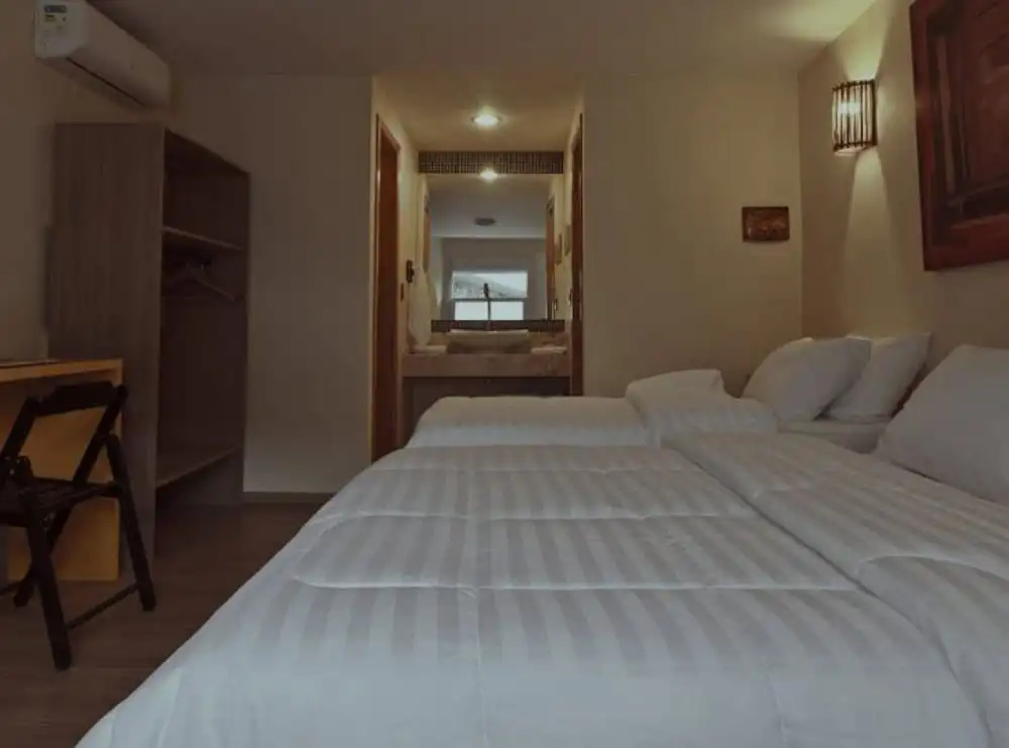 Porto Charitas Sailing Guest House