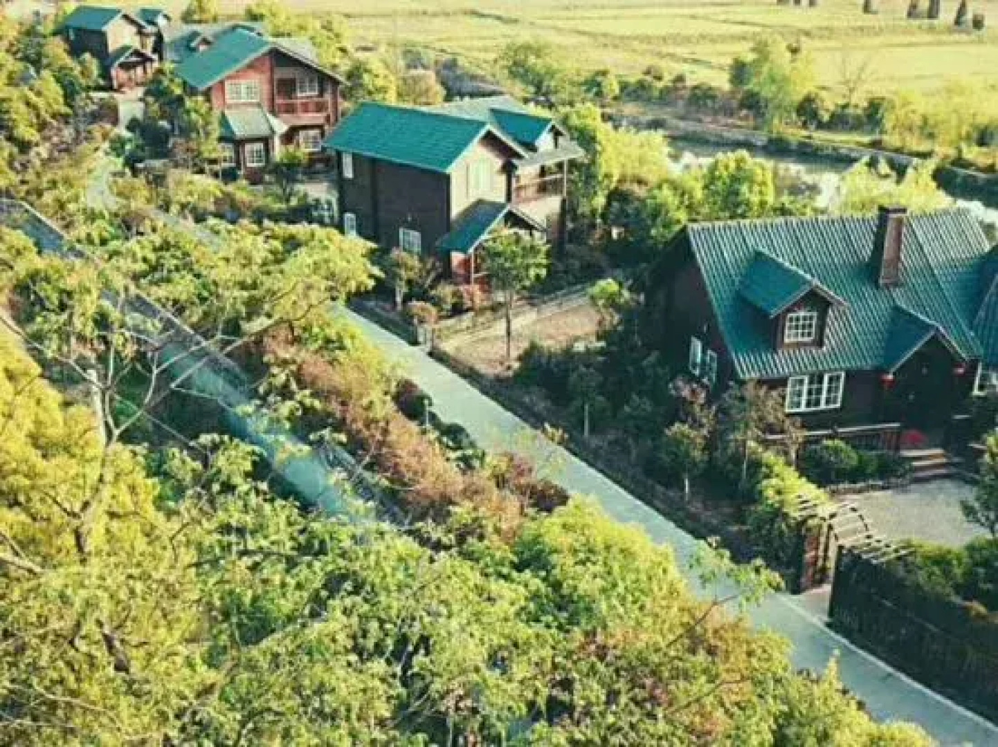 Tiantai Feitou Chalet