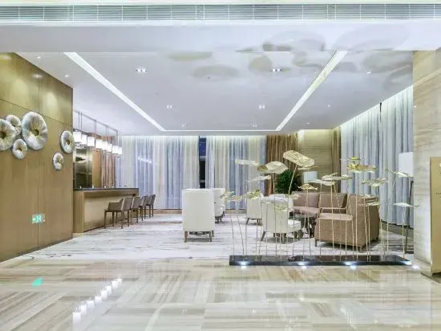 Yingtang Fontainebleau Hotel