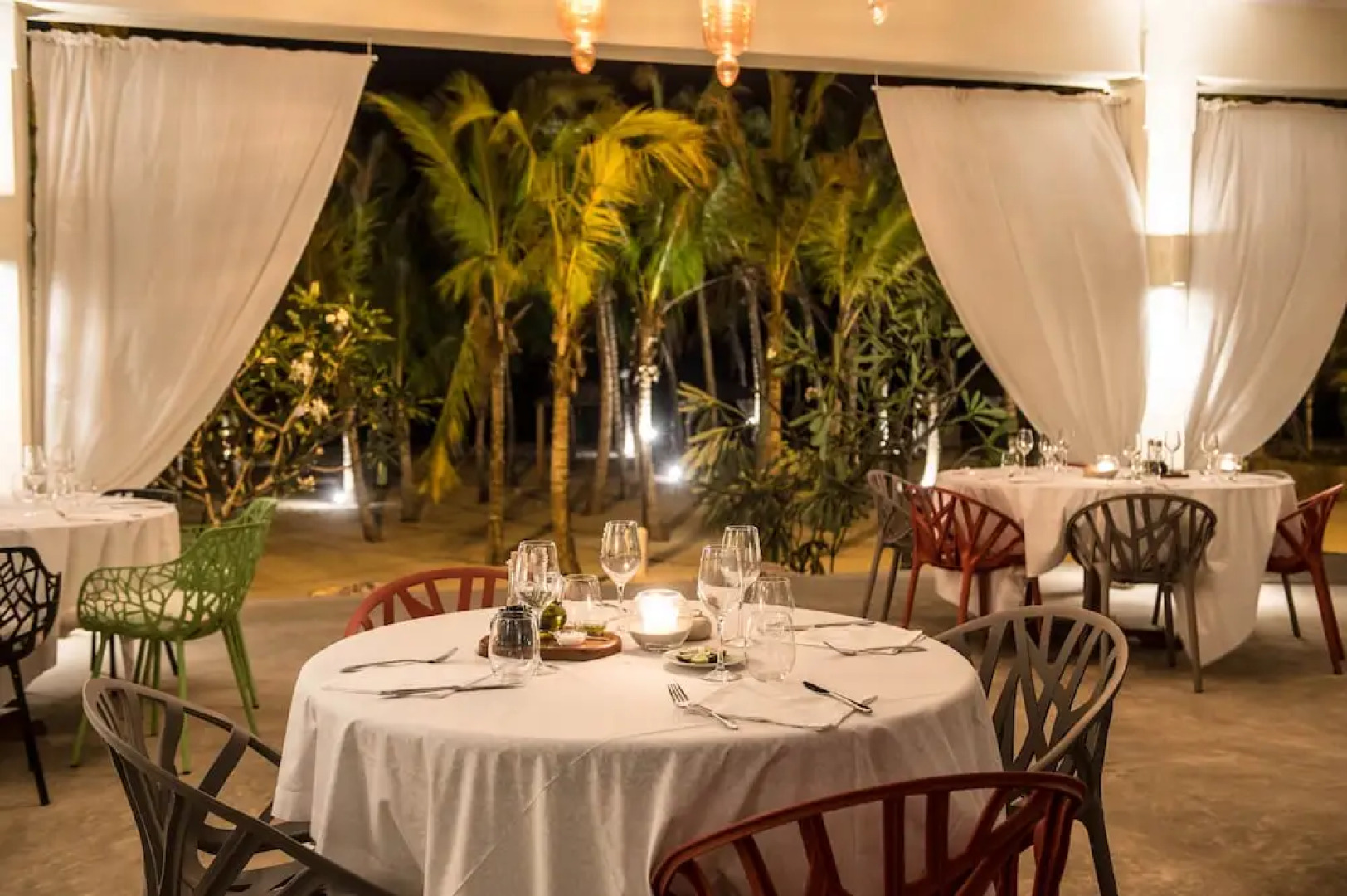 Billionaire Beachfront Apartments