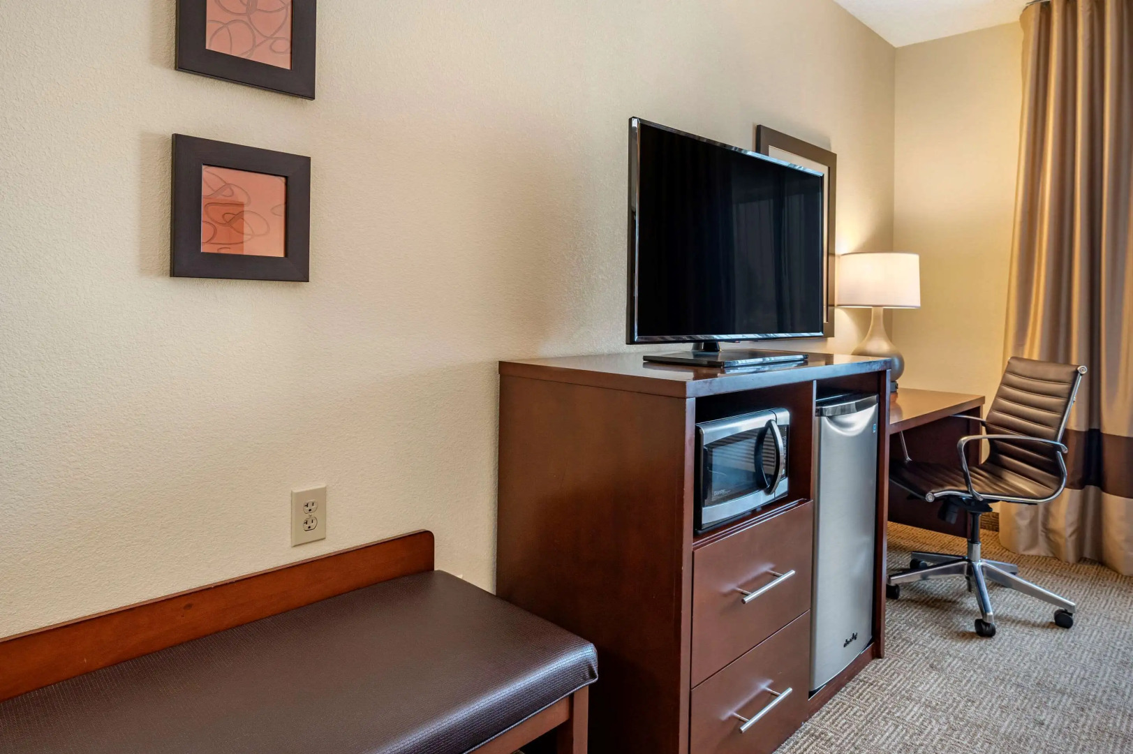 Comfort Suites Columbus West - Hilliard