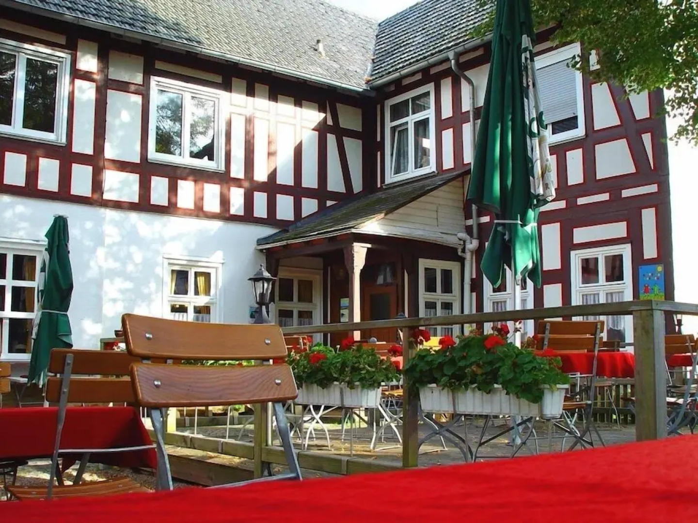 Zur Burgruine Frauenberg