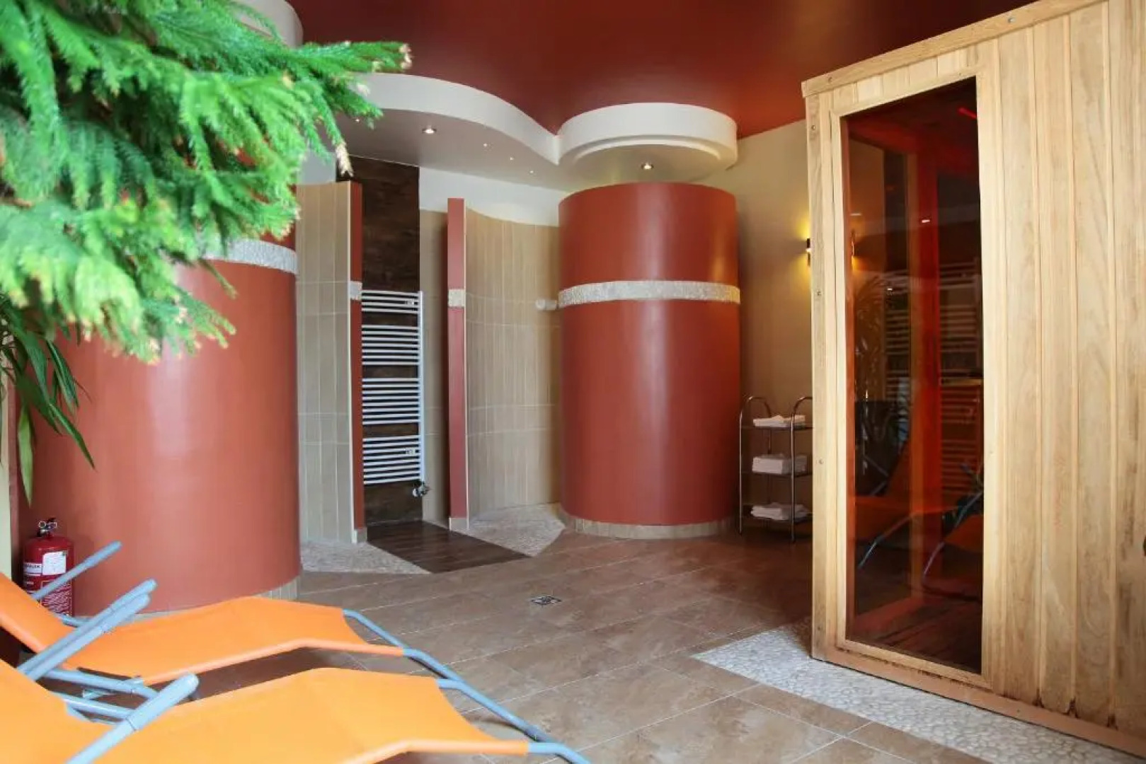 Adler Hotel és Étterem