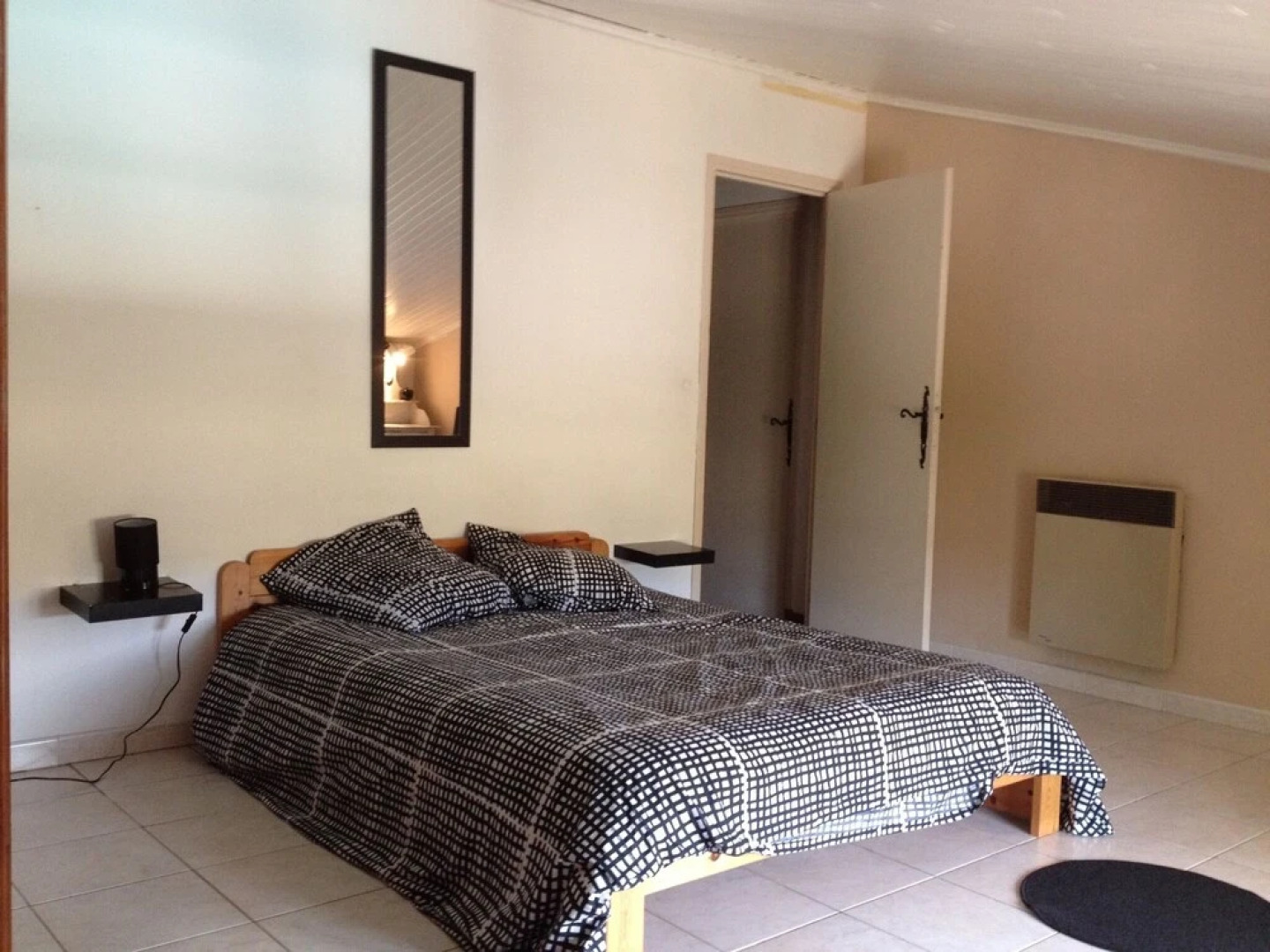 Villa With 6 Bedrooms in Cannes-et-clairan, With Wonderful Mountain Vi