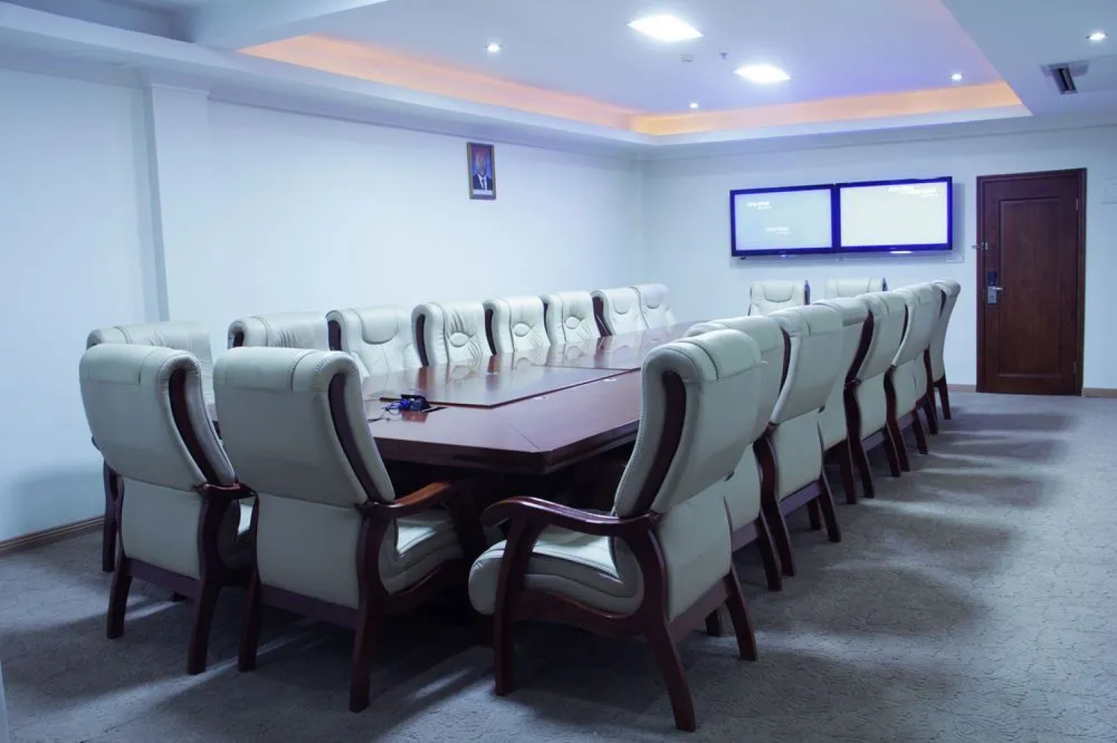 Le Panoramique Hotel by Celexon