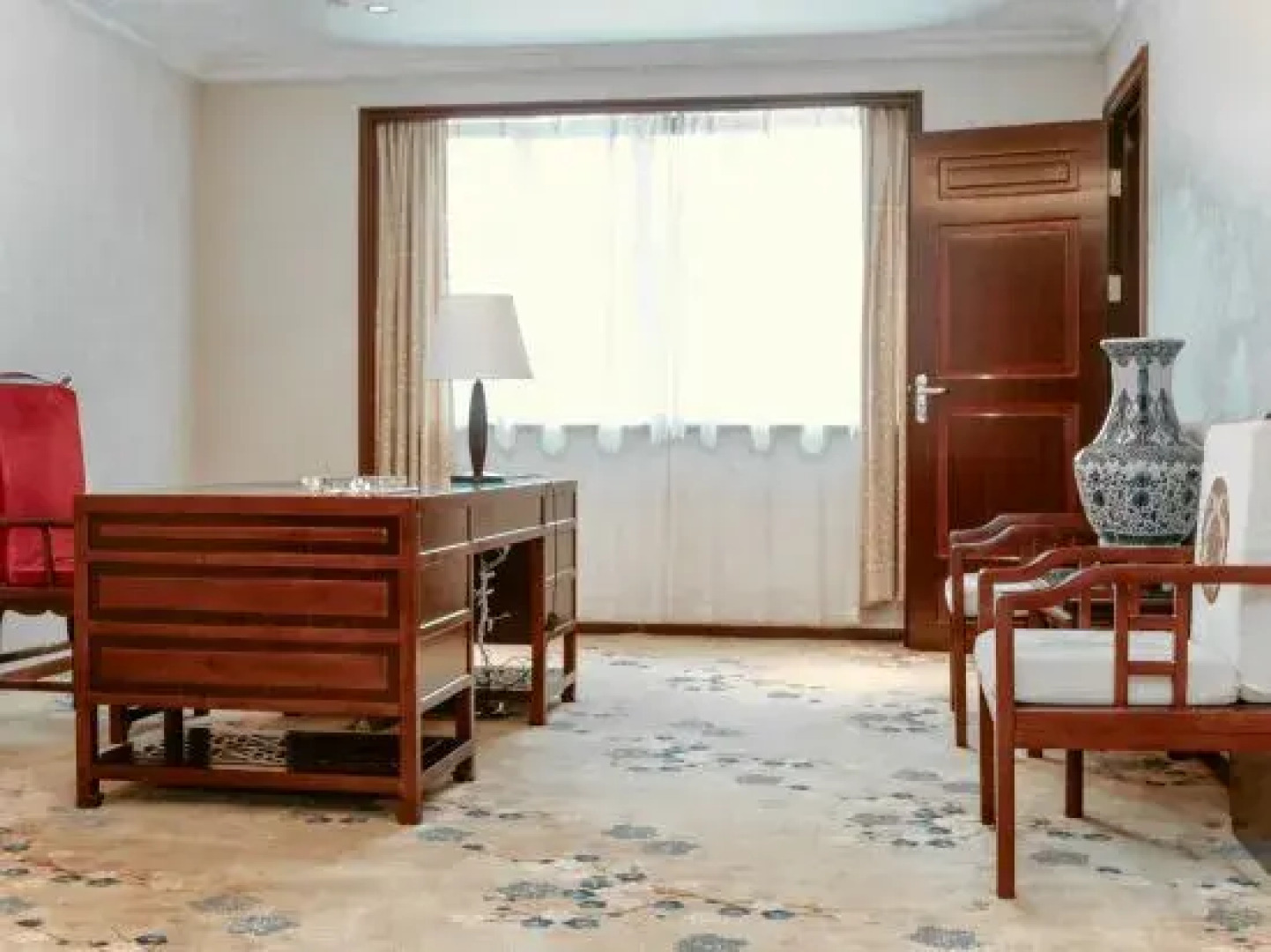 Jixi Longchuan Hotel