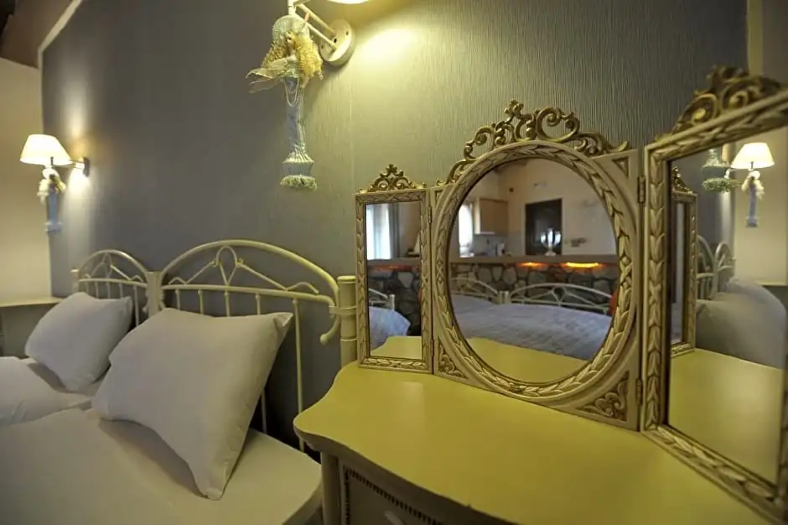 Pleiades Studios - All Season Gems