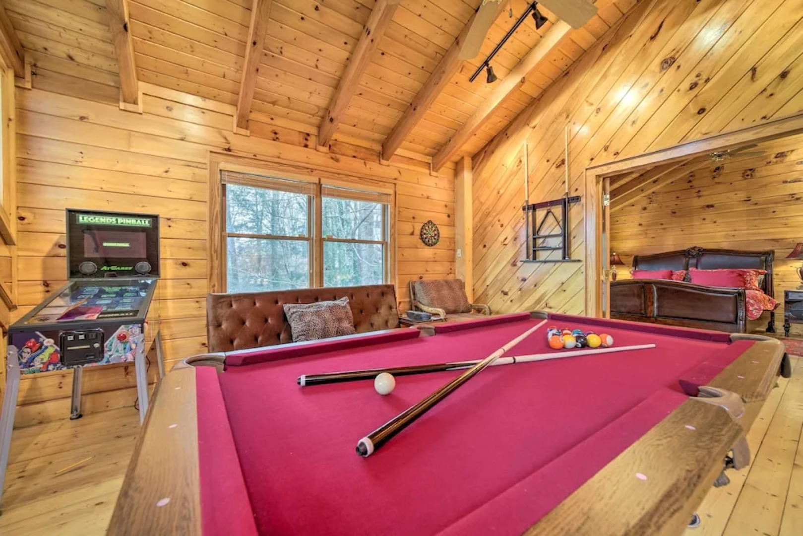 Walk to Golfing: Grand Maggie Valley Cabin!