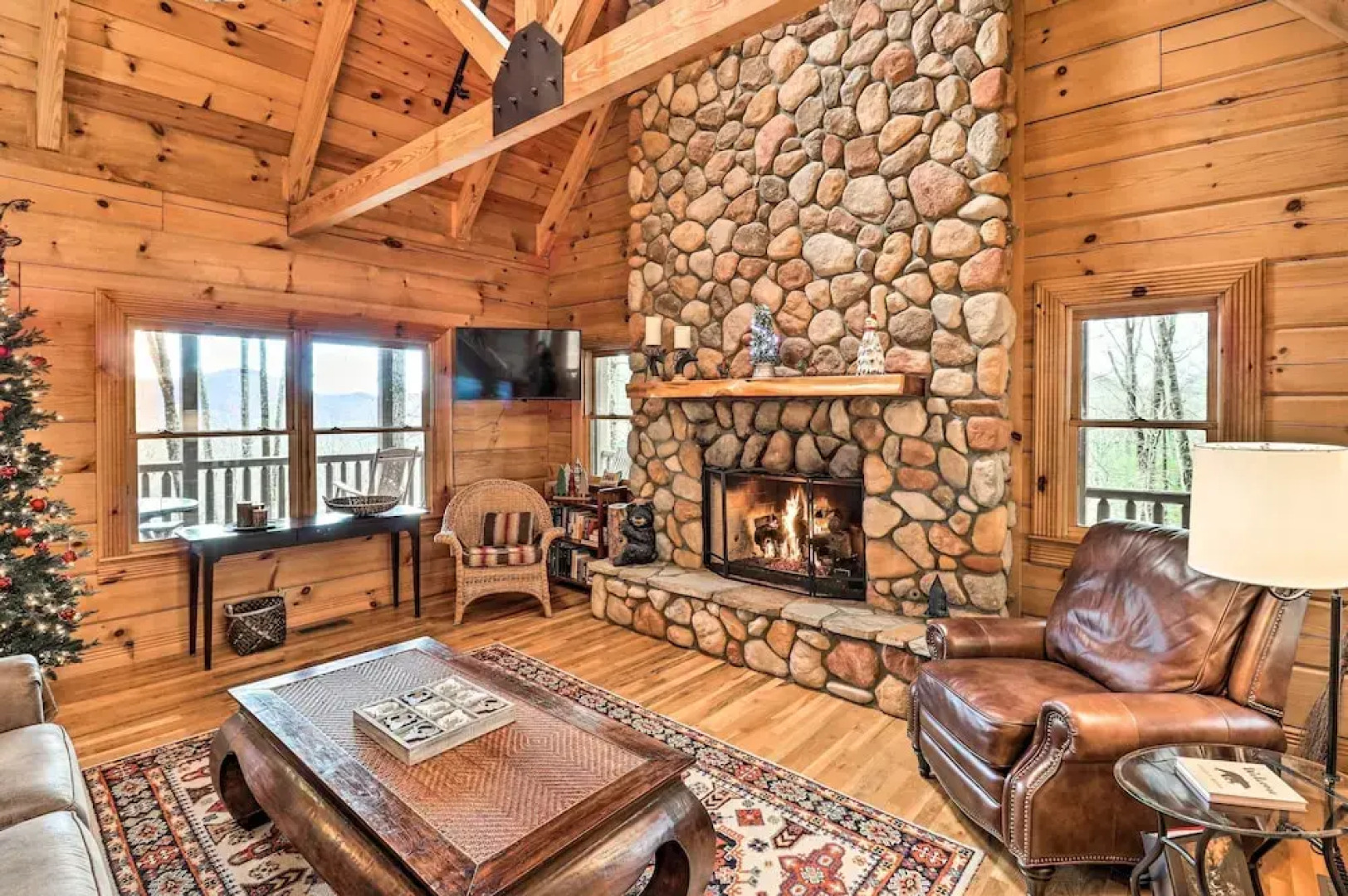 Private Sapphire Valley Resort Cabin w/ Mtn Views!