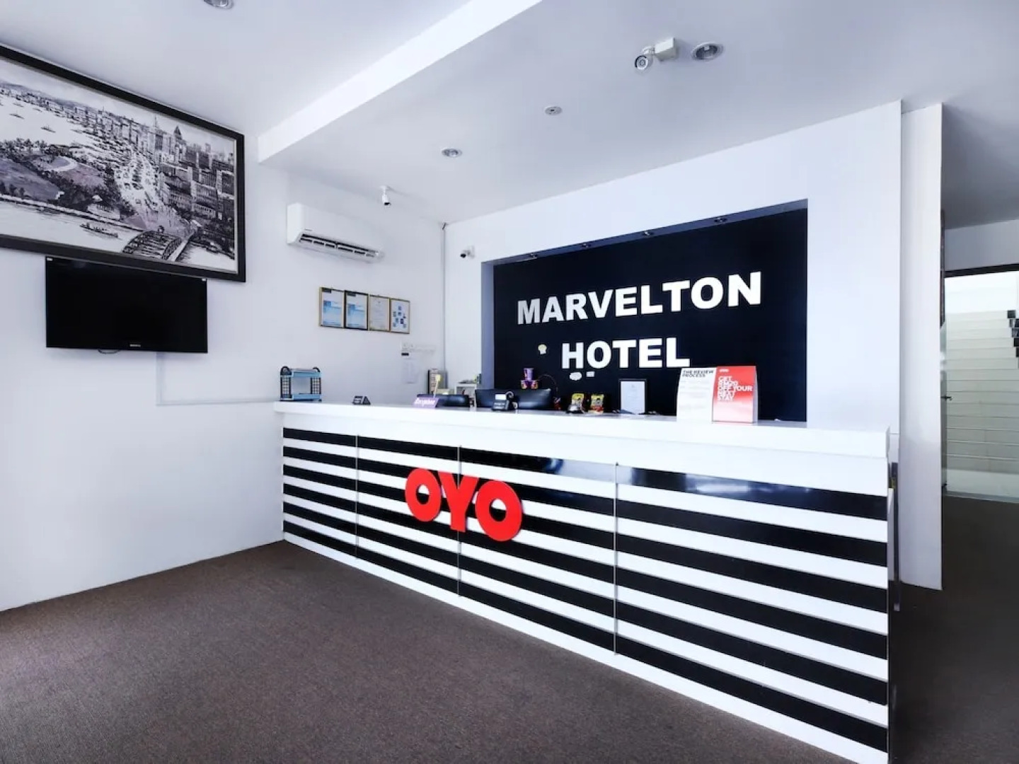 Marvelton Hotel by OYO Rooms