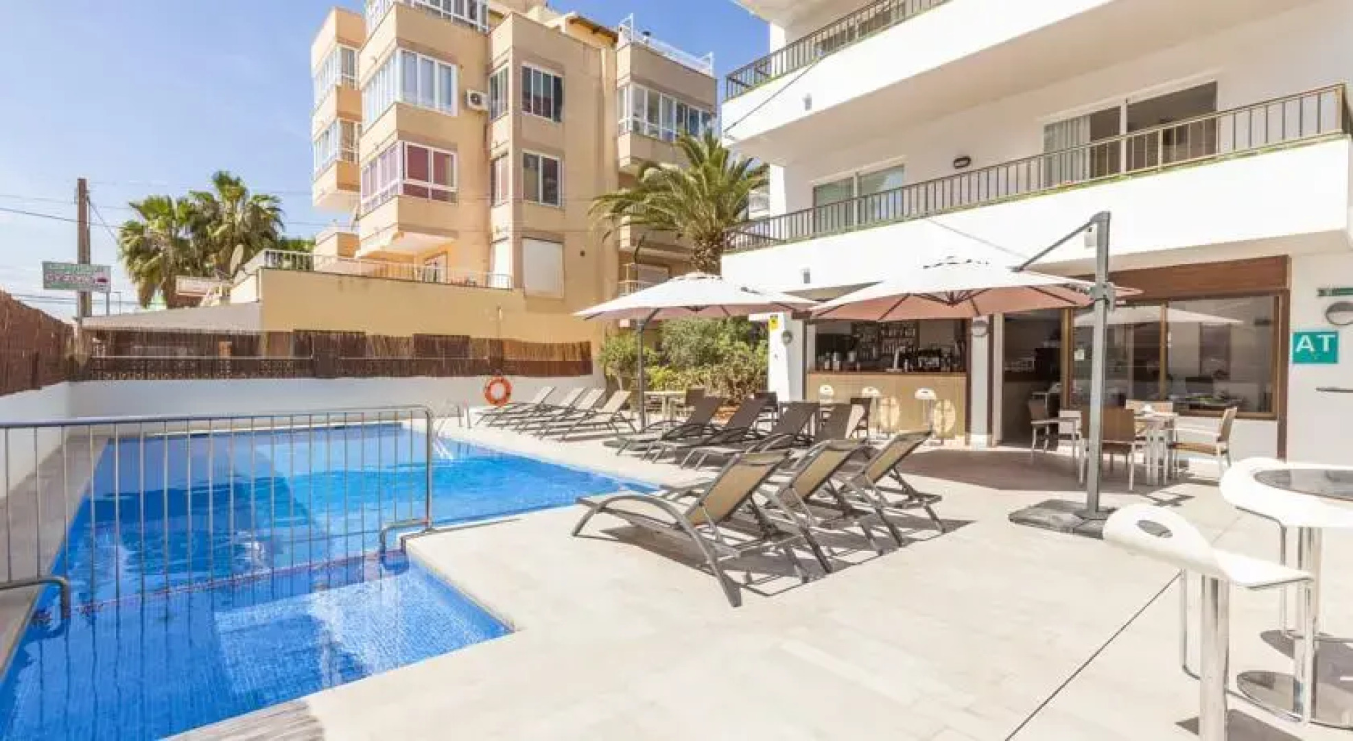 Apartamentos Vistamar II