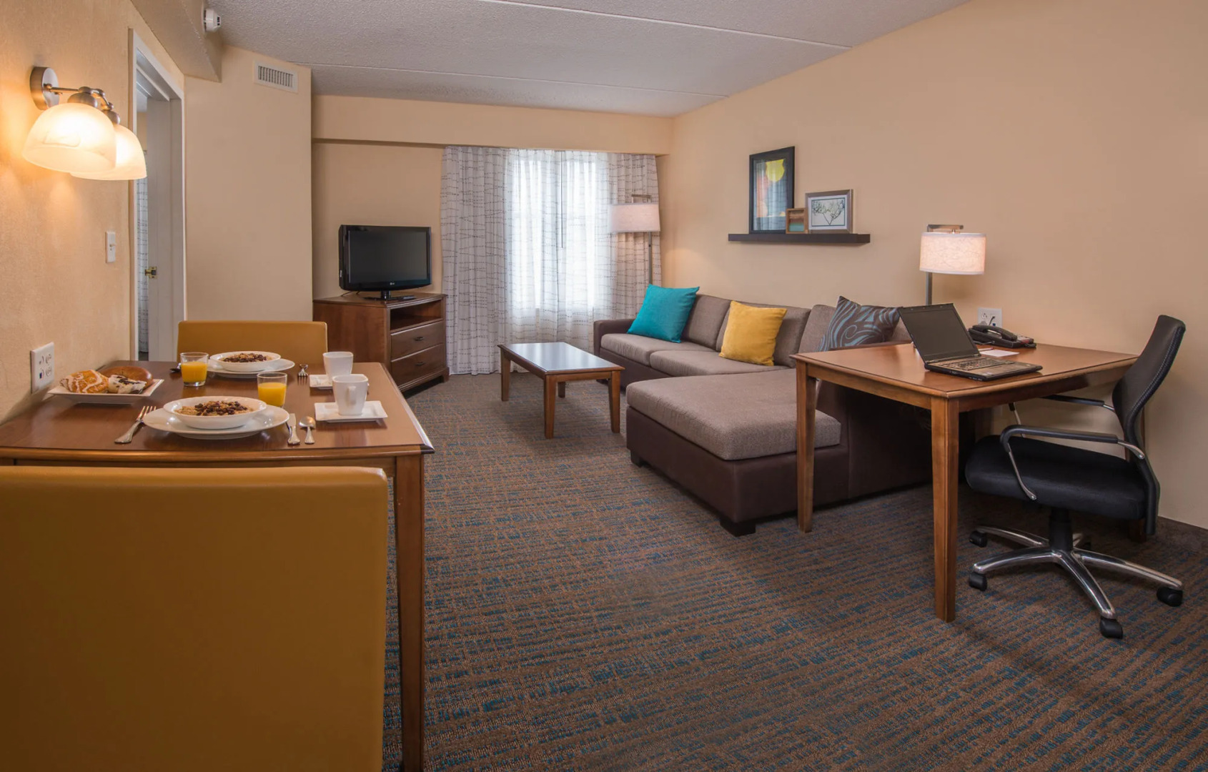 Residence Inn by Marriott Chesapeake Greenbrier