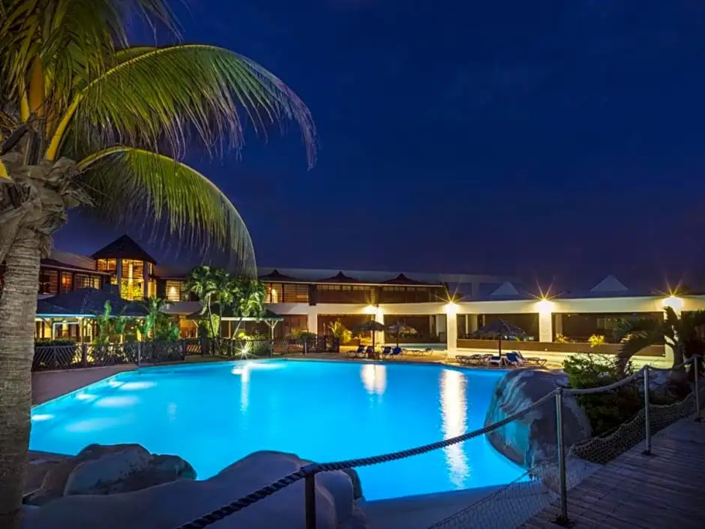 Chambre standard avec plage privée au Manganao