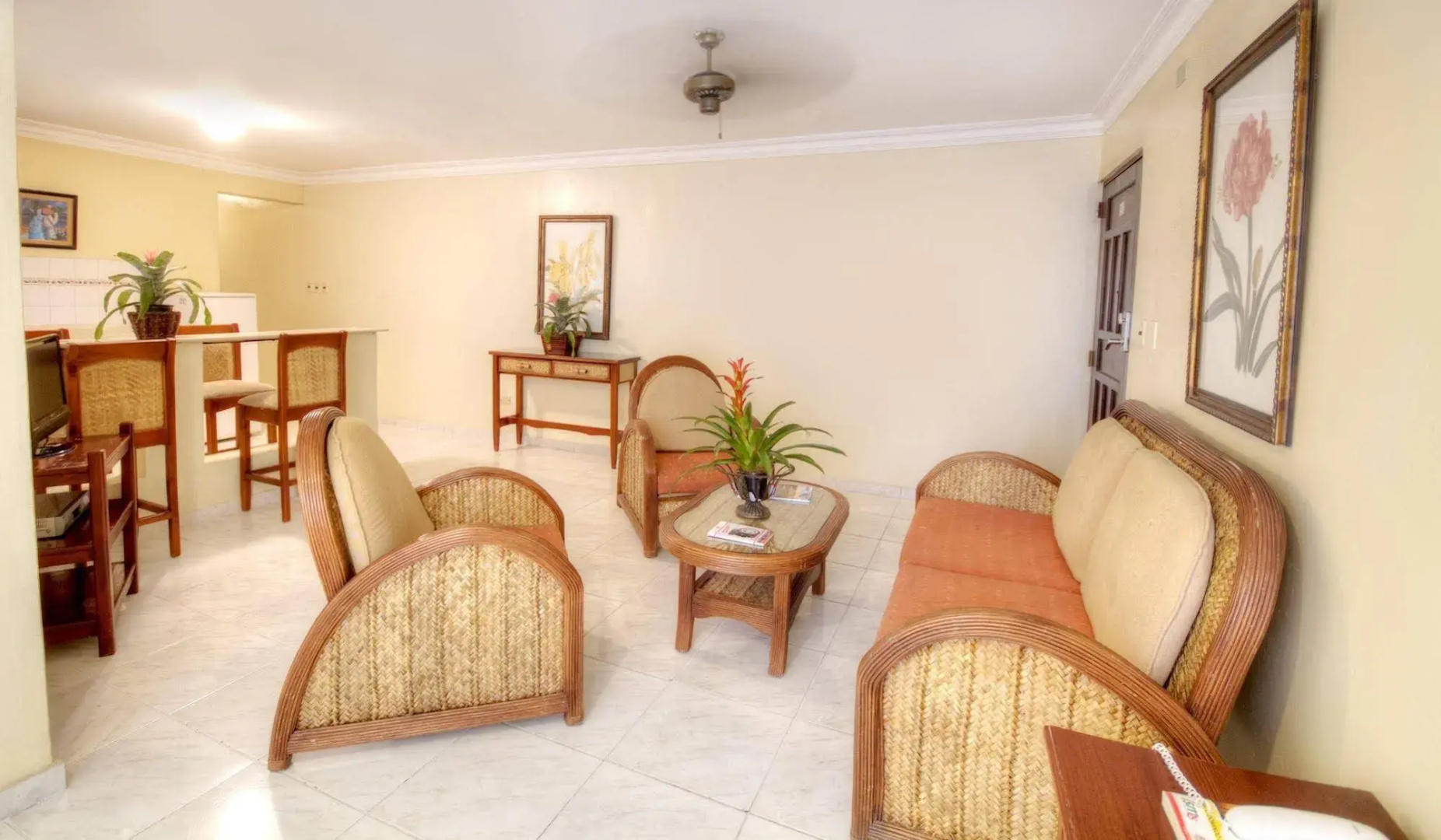 Apart-Hotel Plaza Colonial