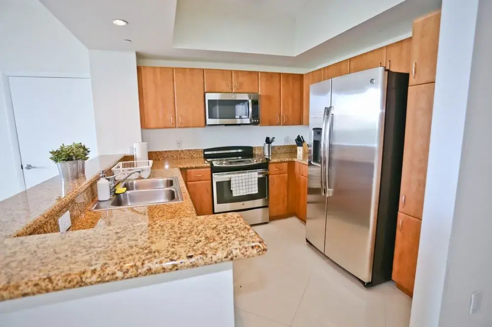 NUOVO - Downtown Miami / Brickell