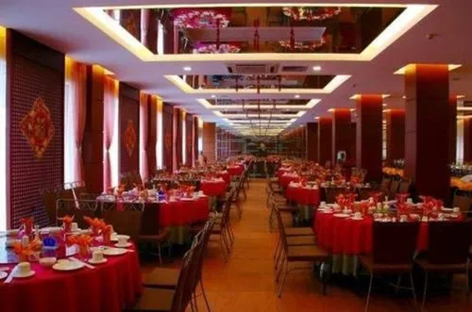 Yangshuo Tangrenjie Hotel