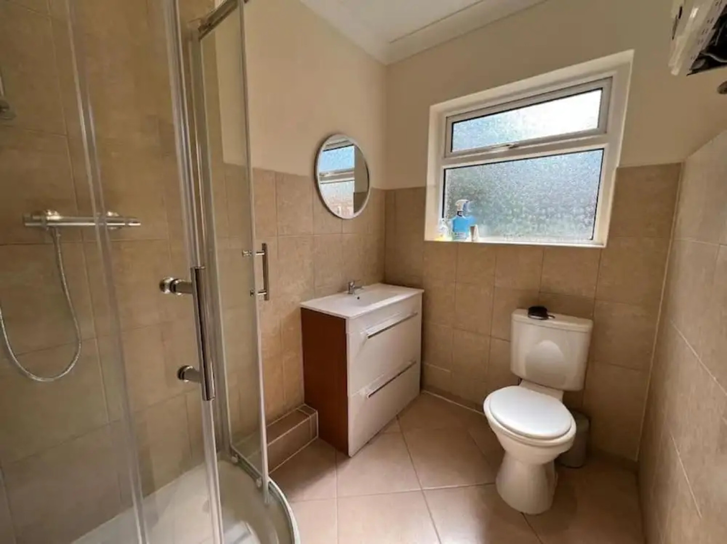 Cosy Coach House Garden Apt by the Sea Res Parking